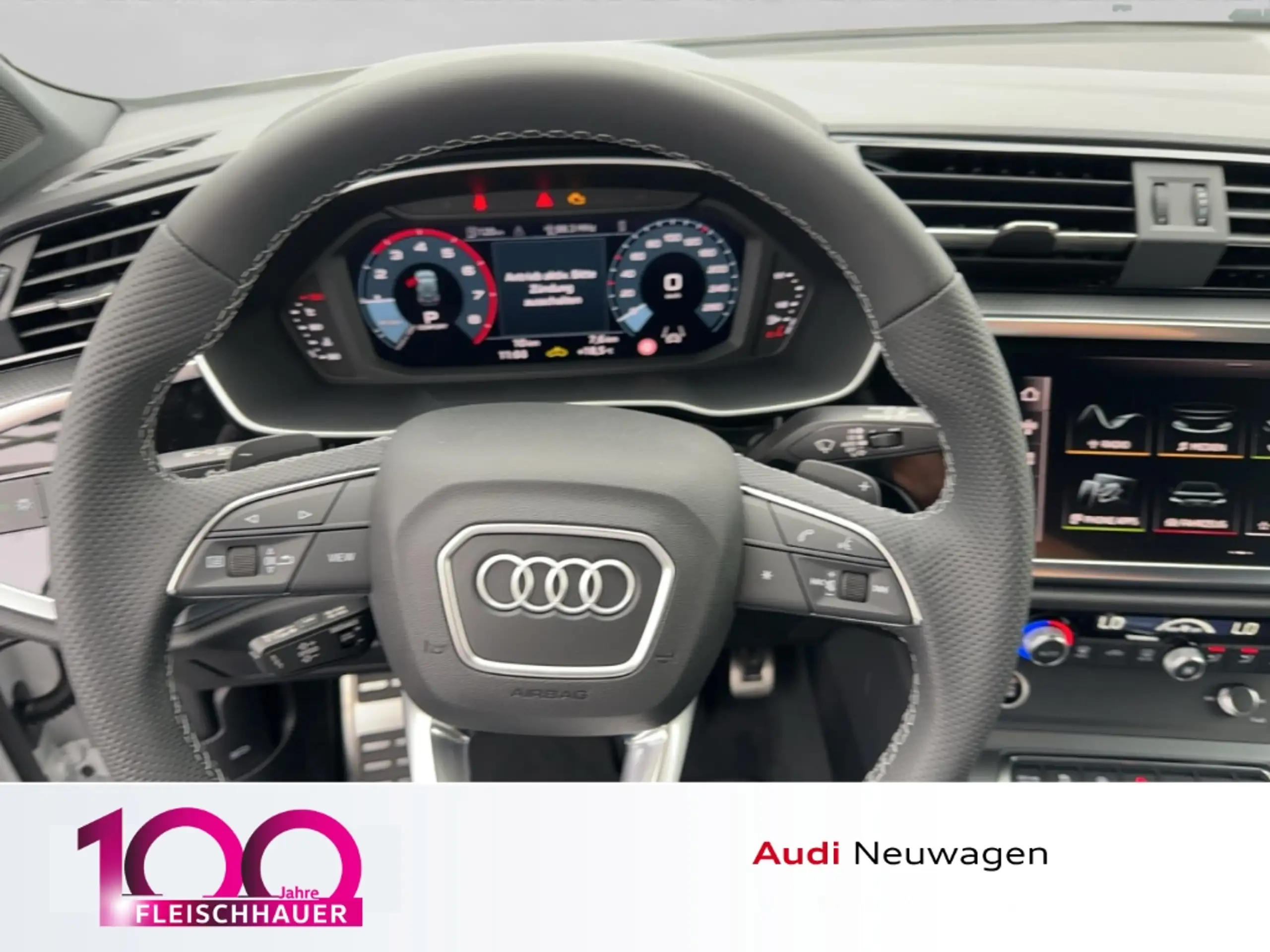 Audi - Q3