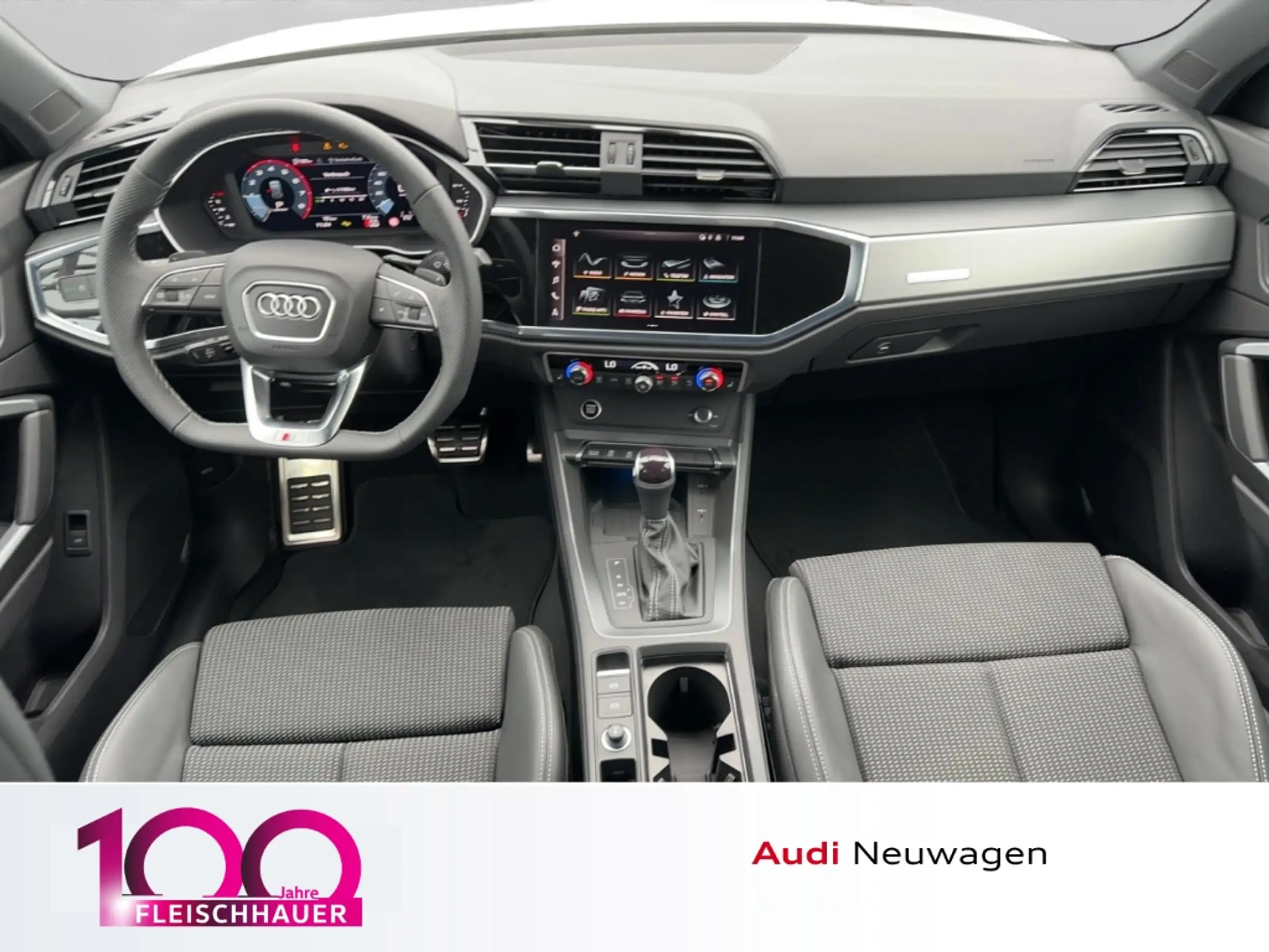 Audi - Q3