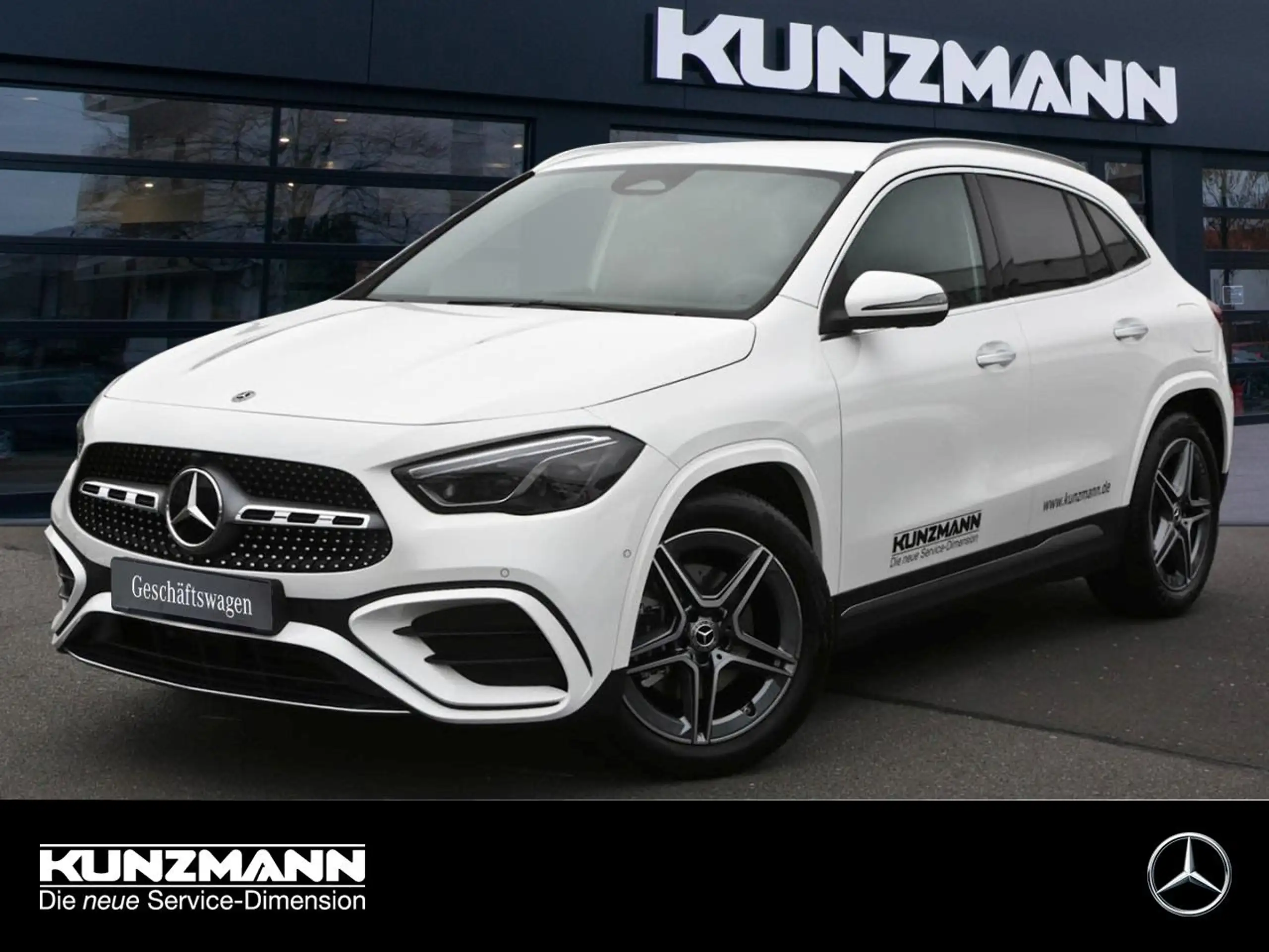 Mercedes-Benz - GLA 200