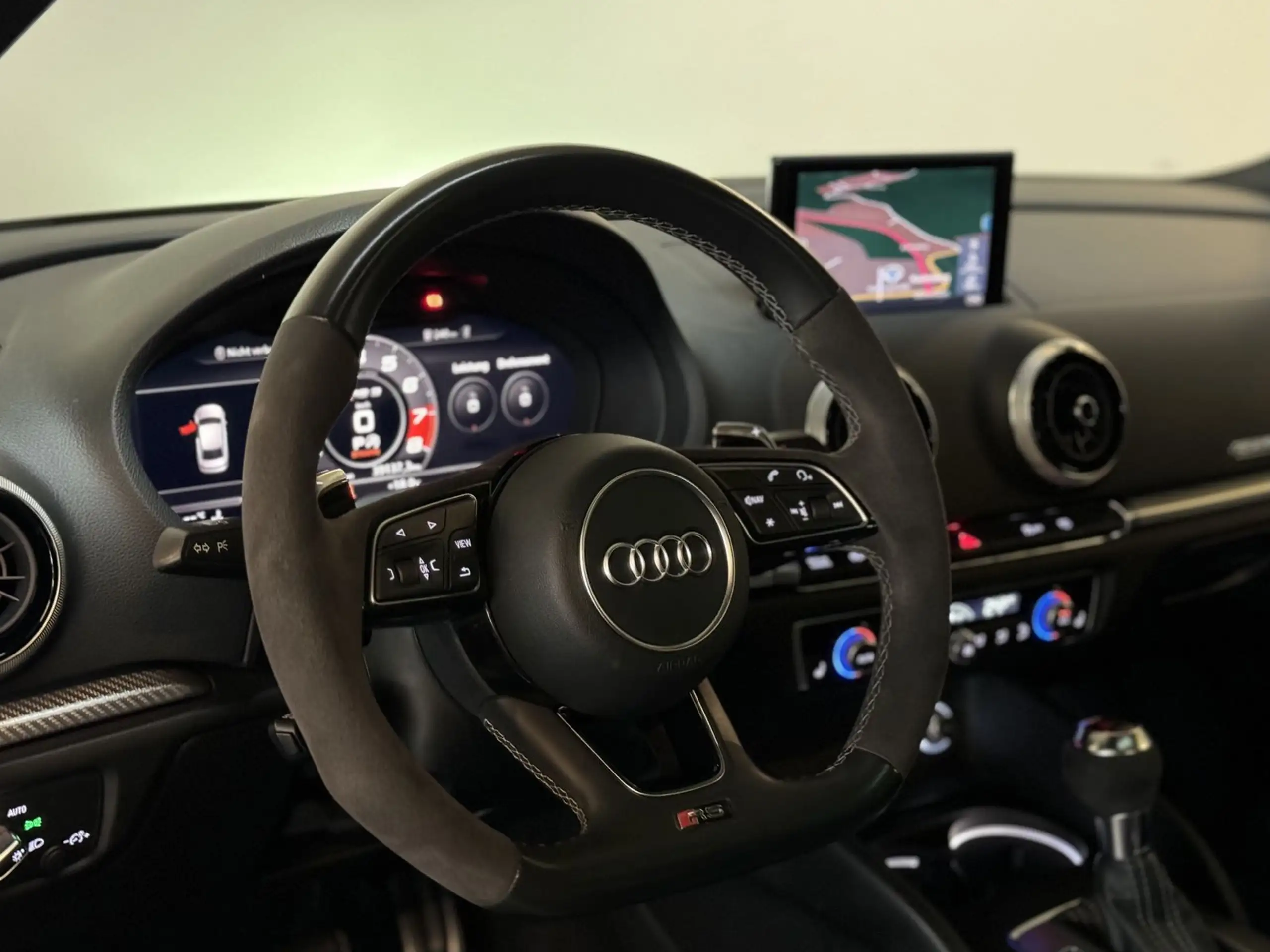 Audi - RS3