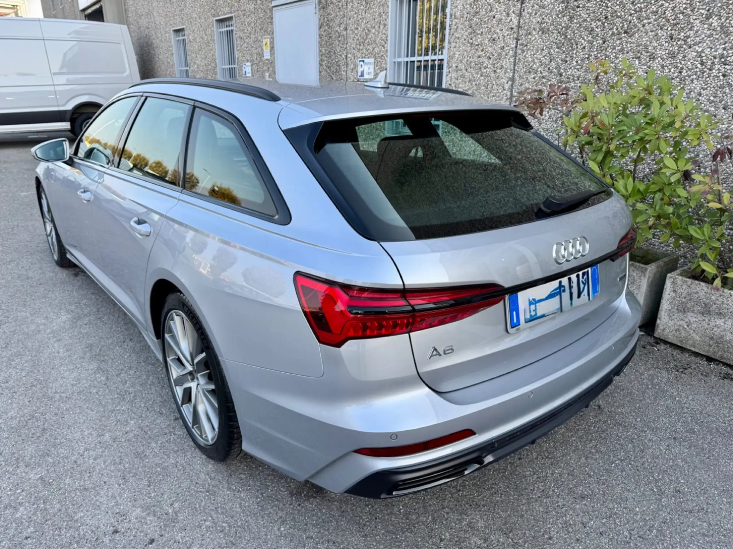 Audi - A6