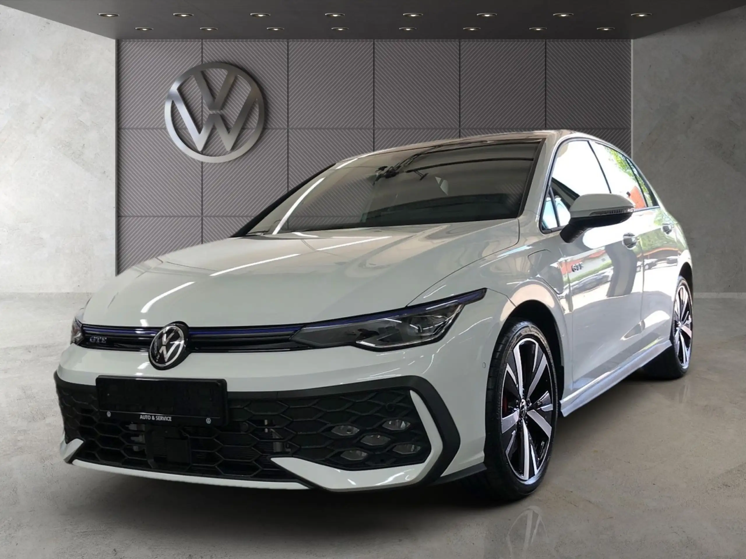 Volkswagen Golf GTE 2023