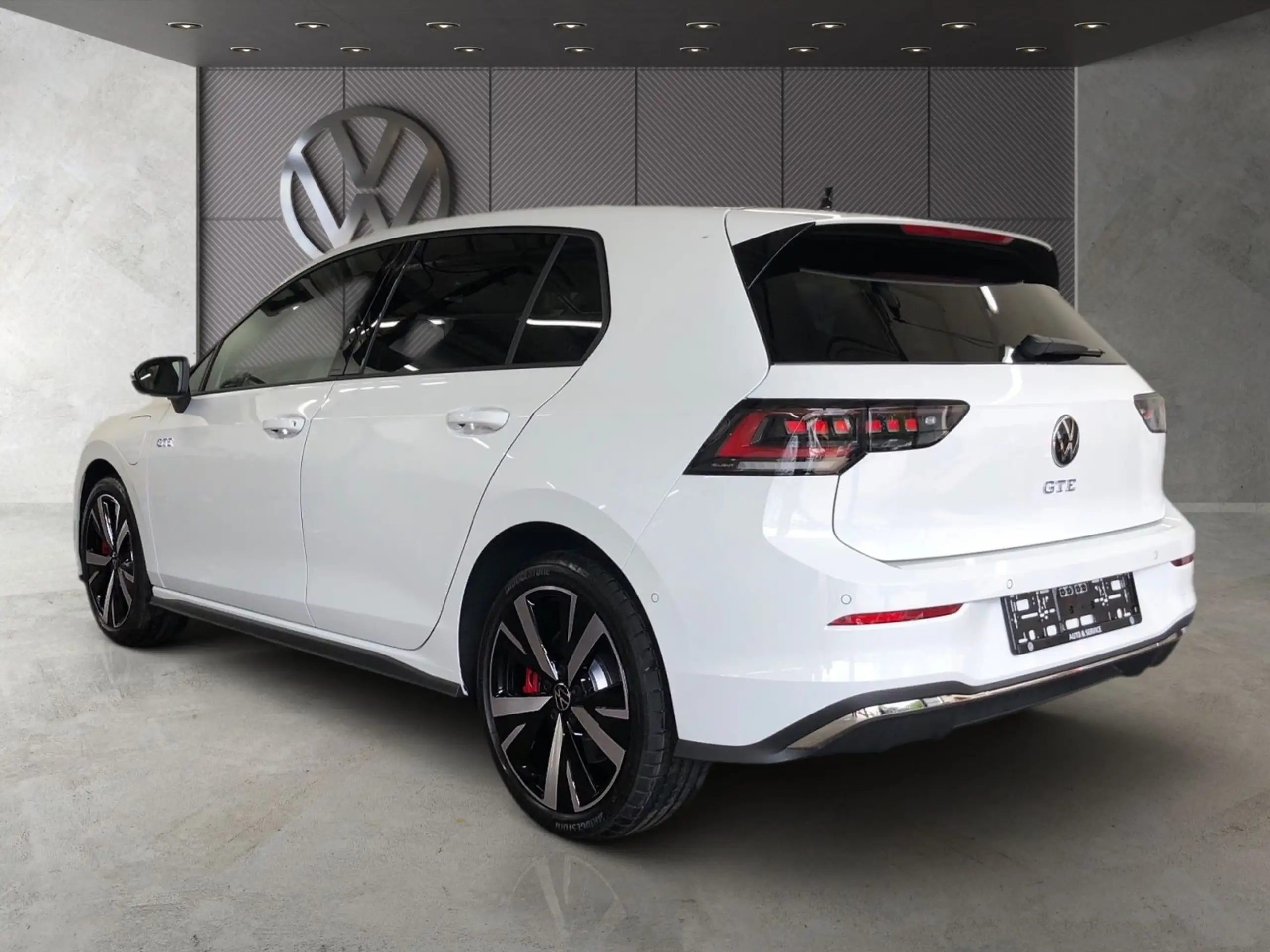 Volkswagen - Golf GTE