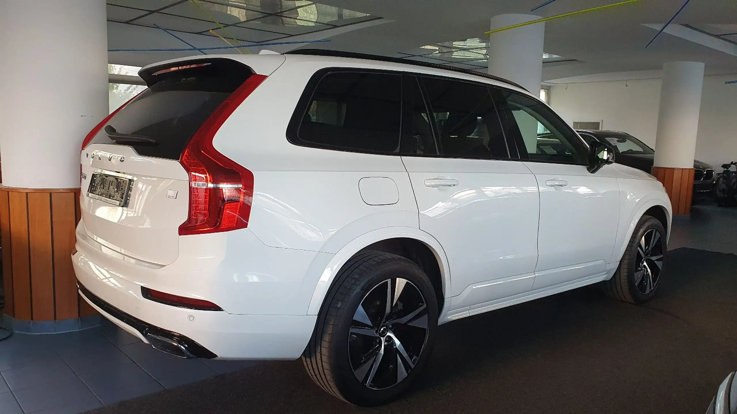 Volvo - XC90