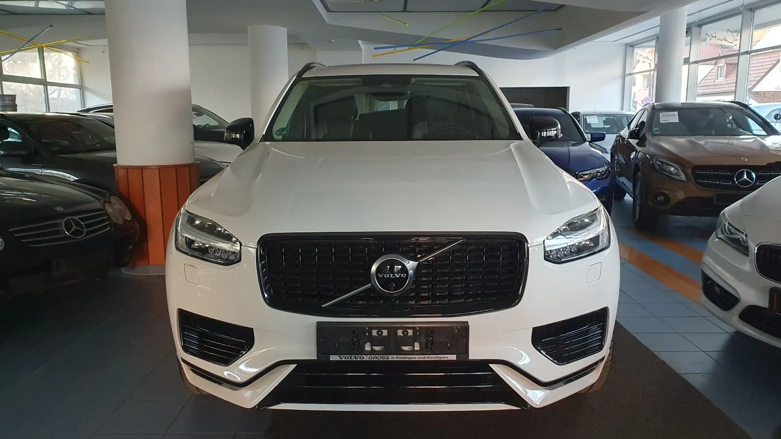 Volvo - XC90