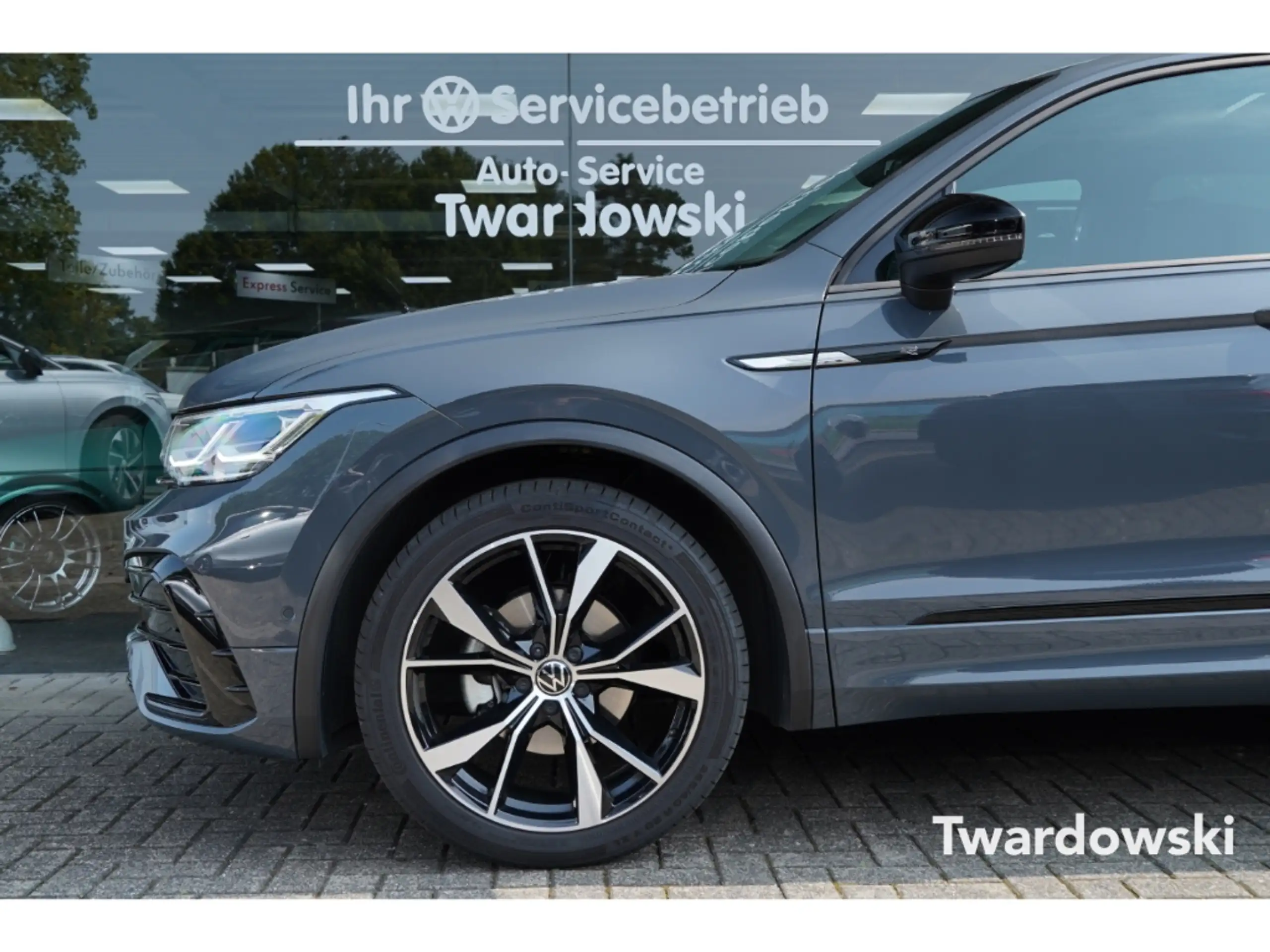 Volkswagen - Tiguan