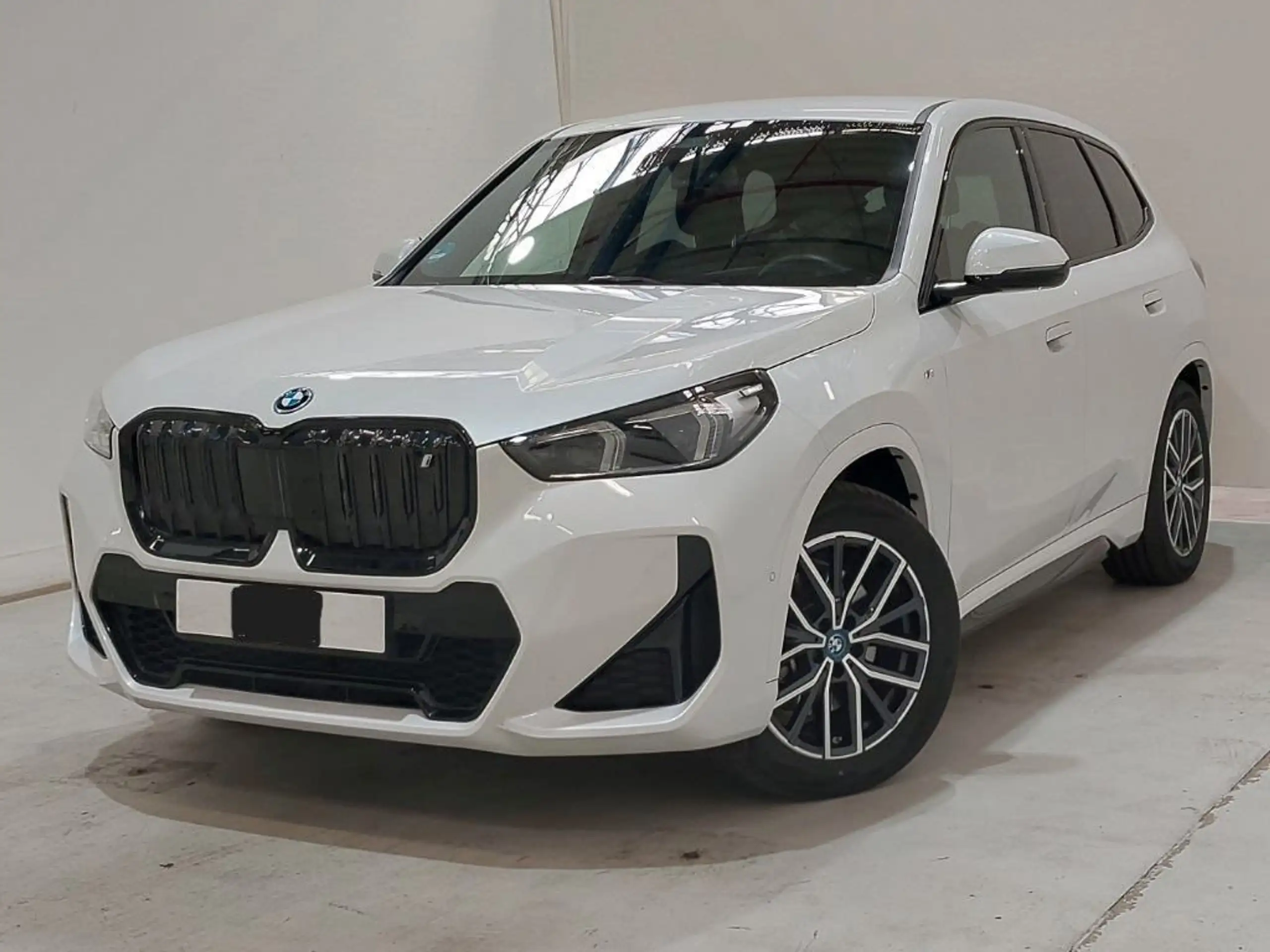 BMW iX1 2023