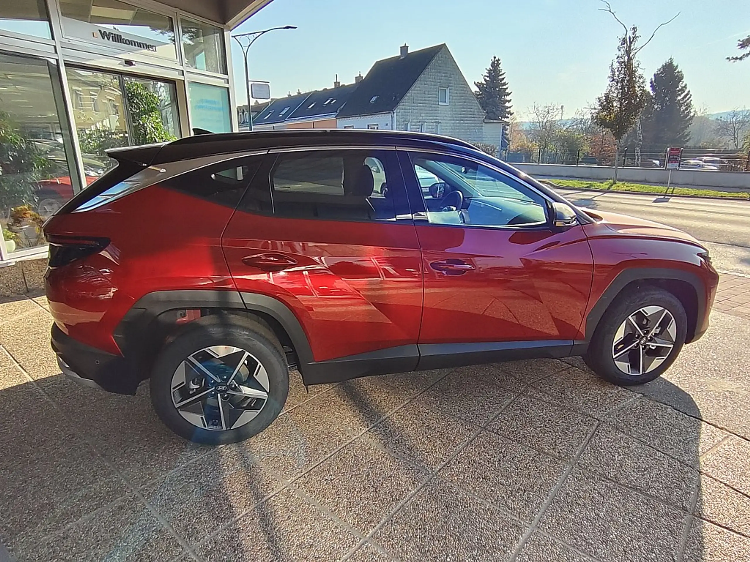 Hyundai - TUCSON