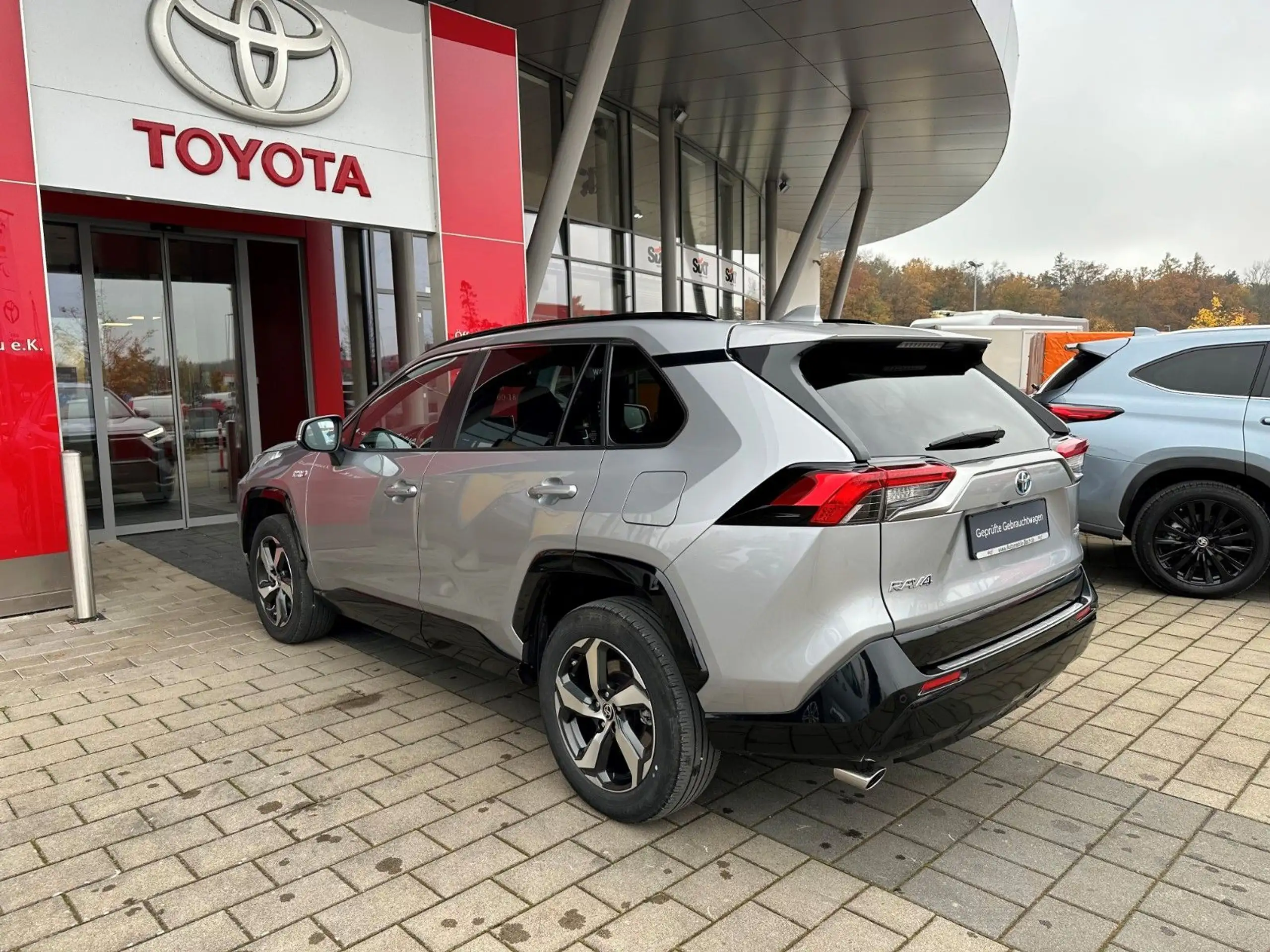 Toyota - RAV 4