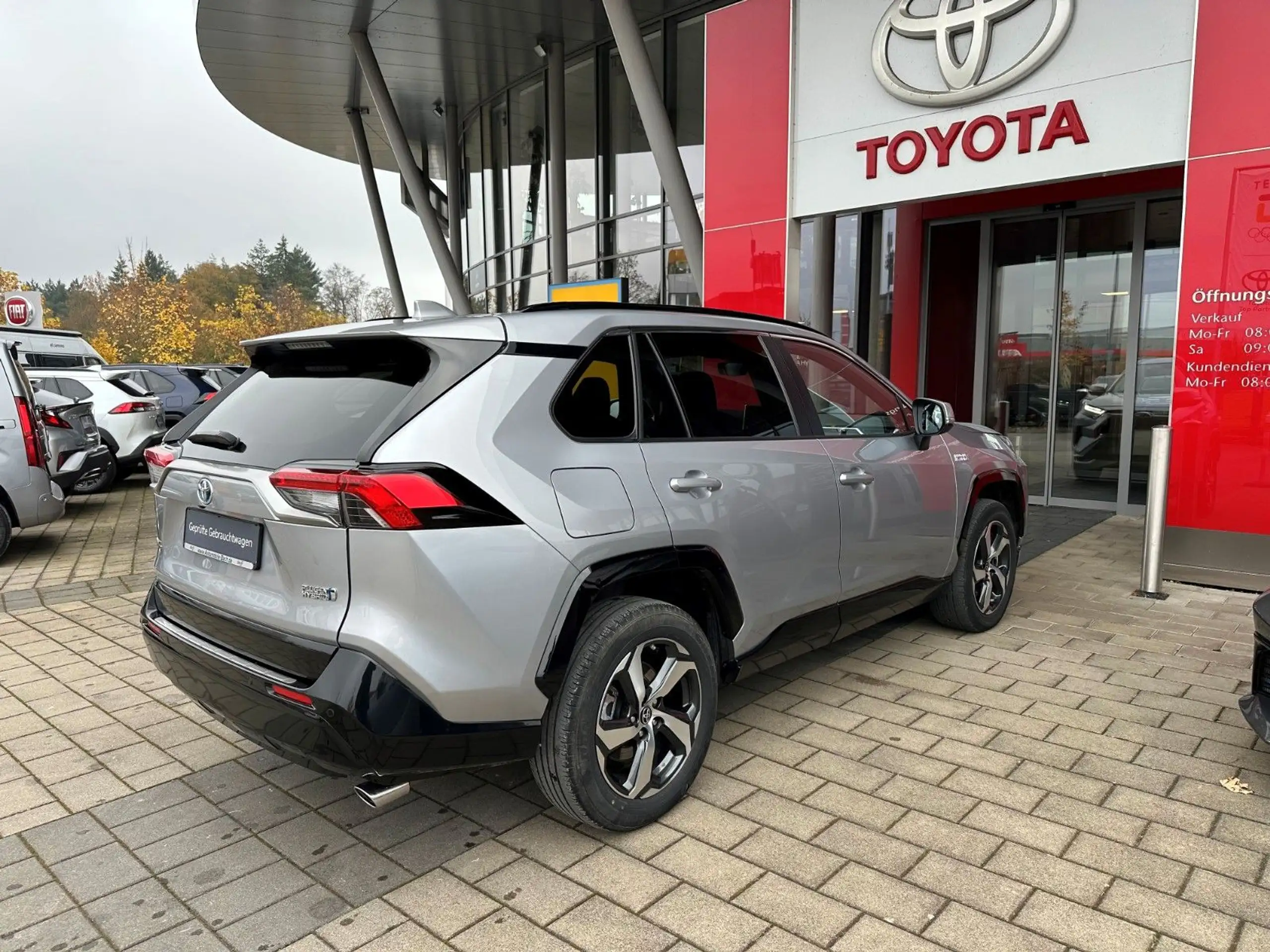 Toyota - RAV 4