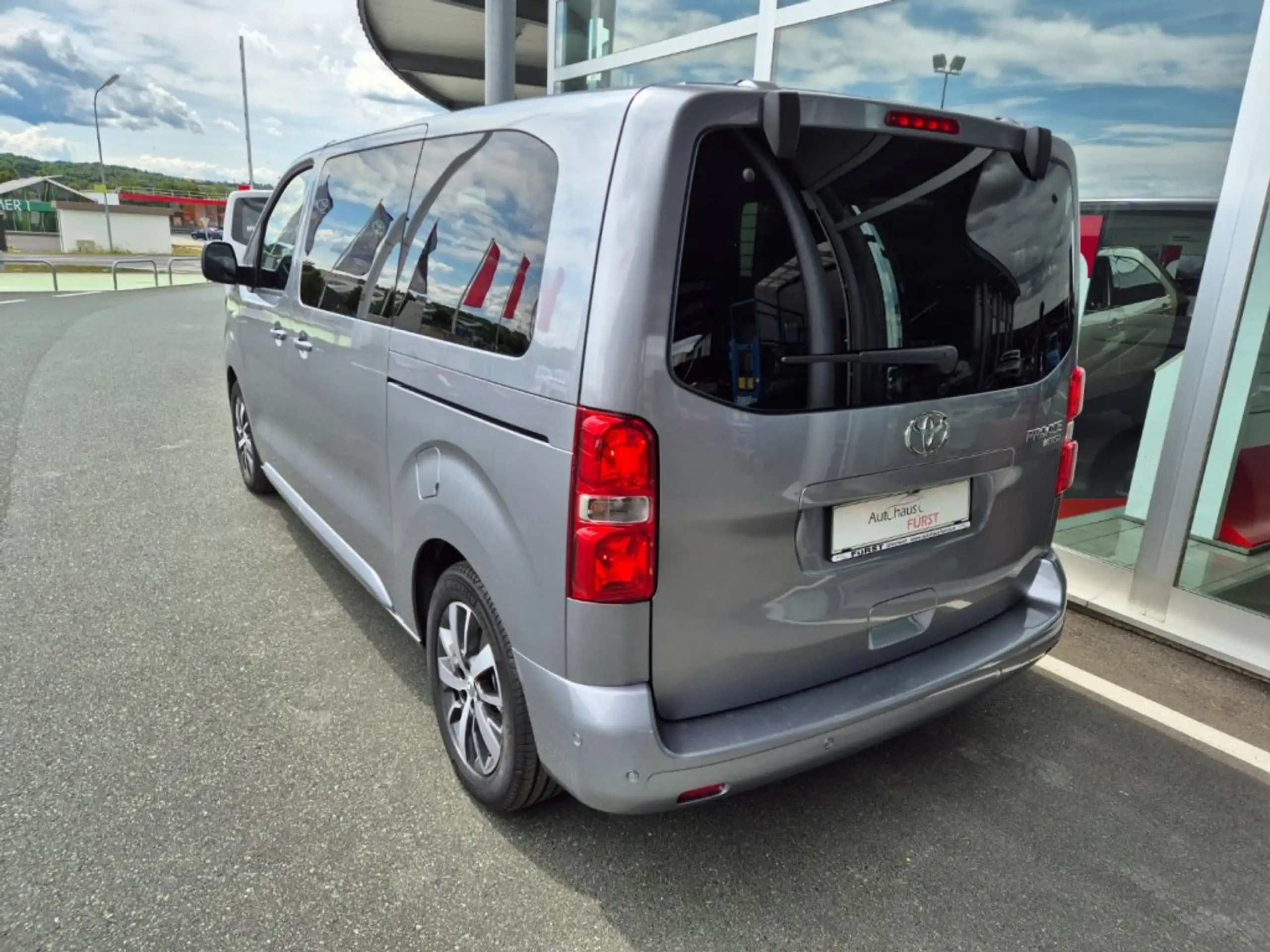 Toyota - Proace