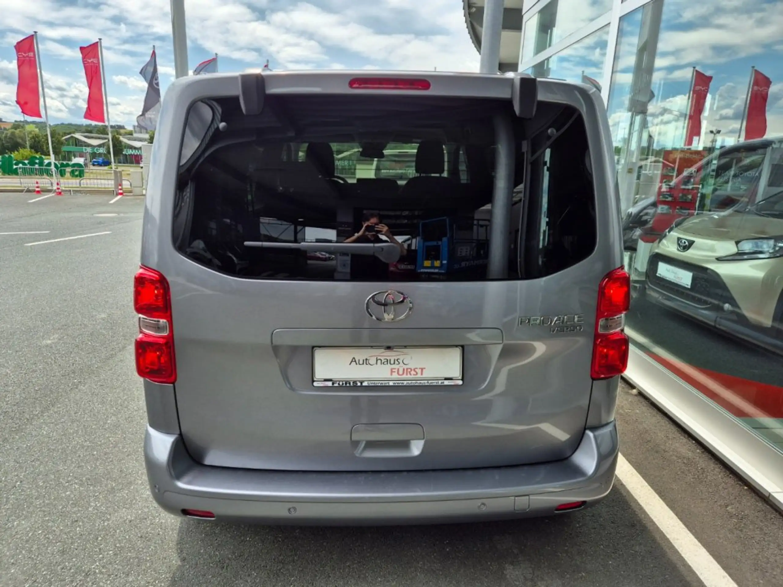 Toyota - Proace