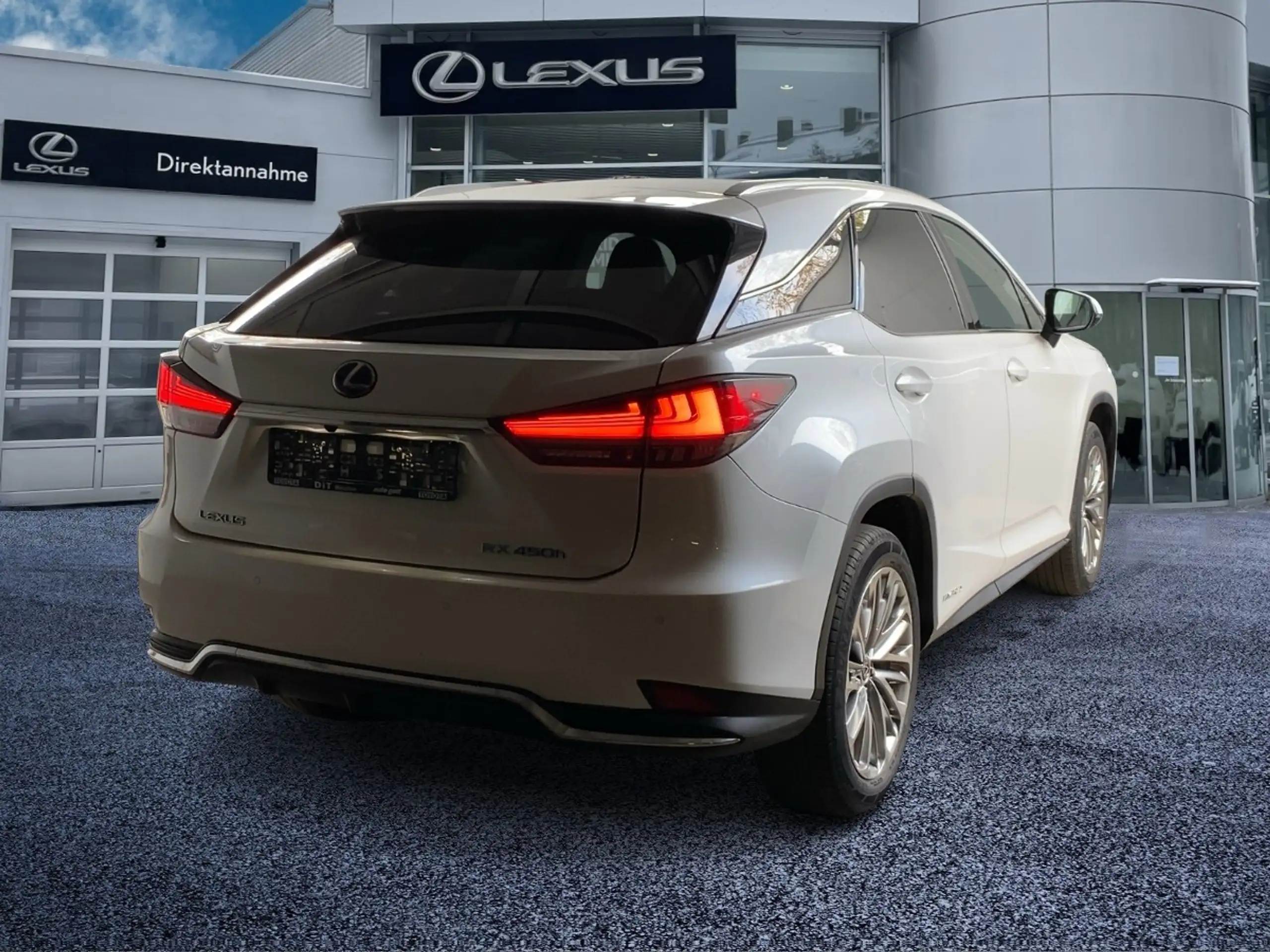 Lexus - RX 450h