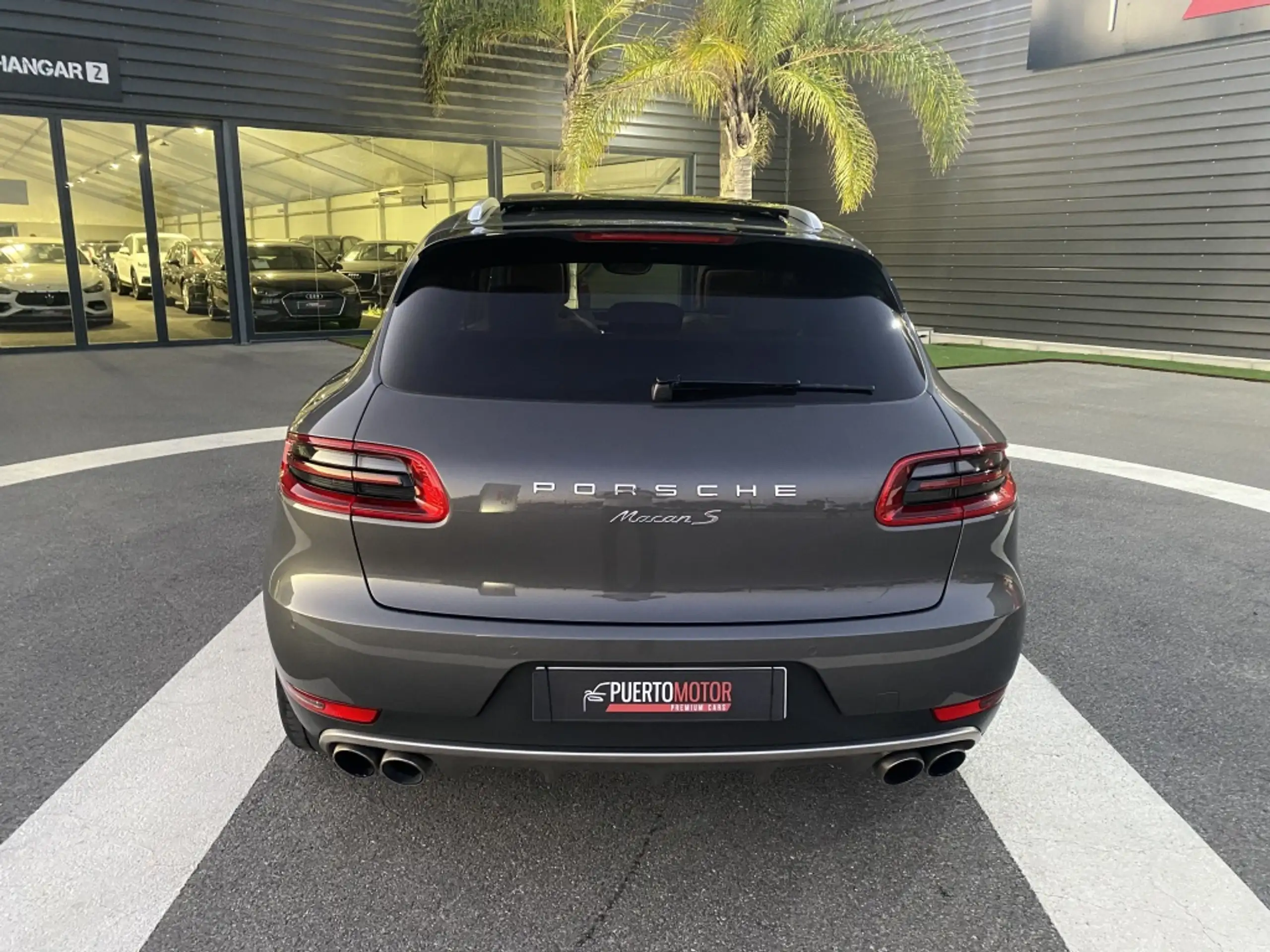 Porsche - Macan