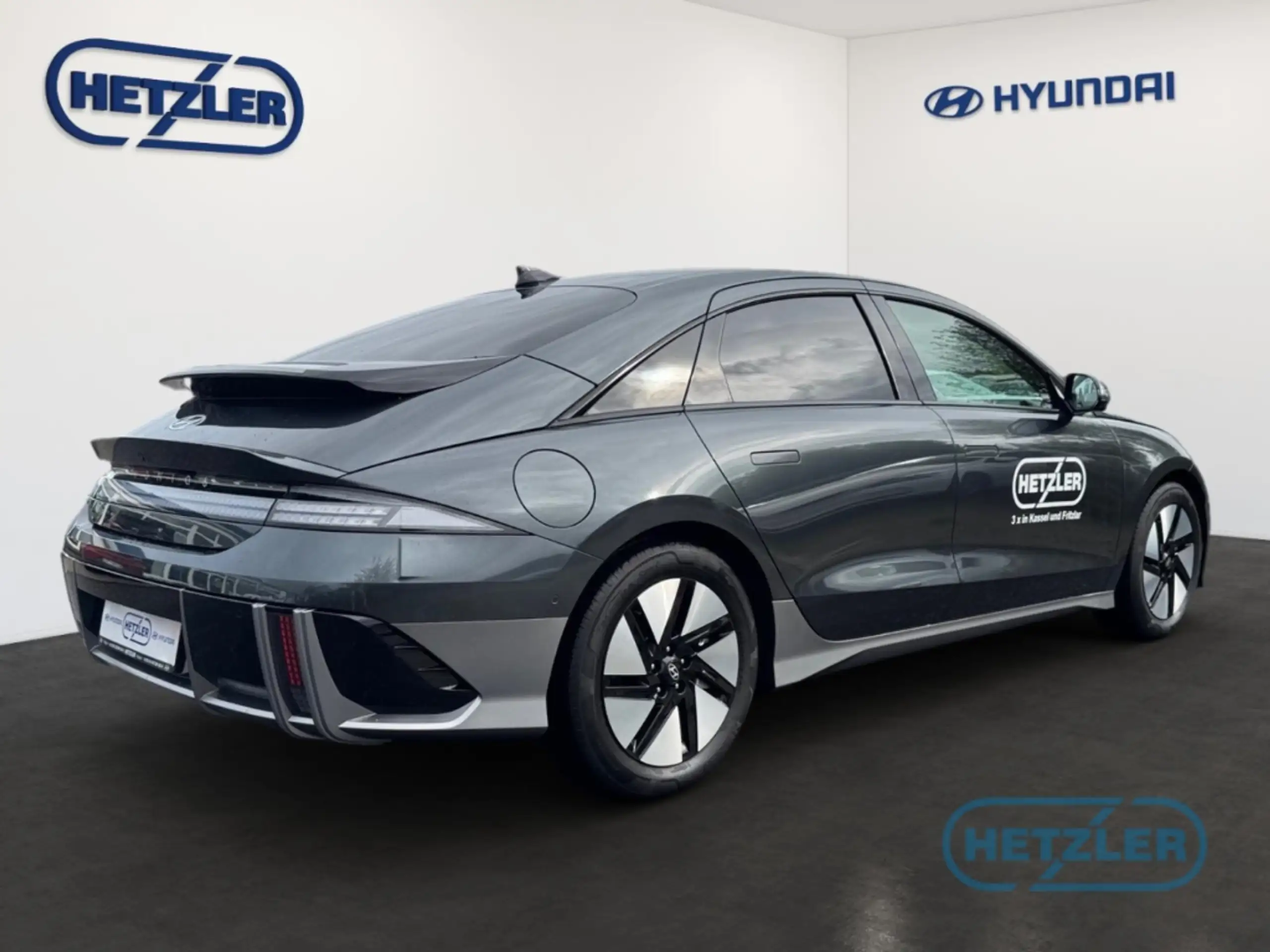 Hyundai - IONIQ 6