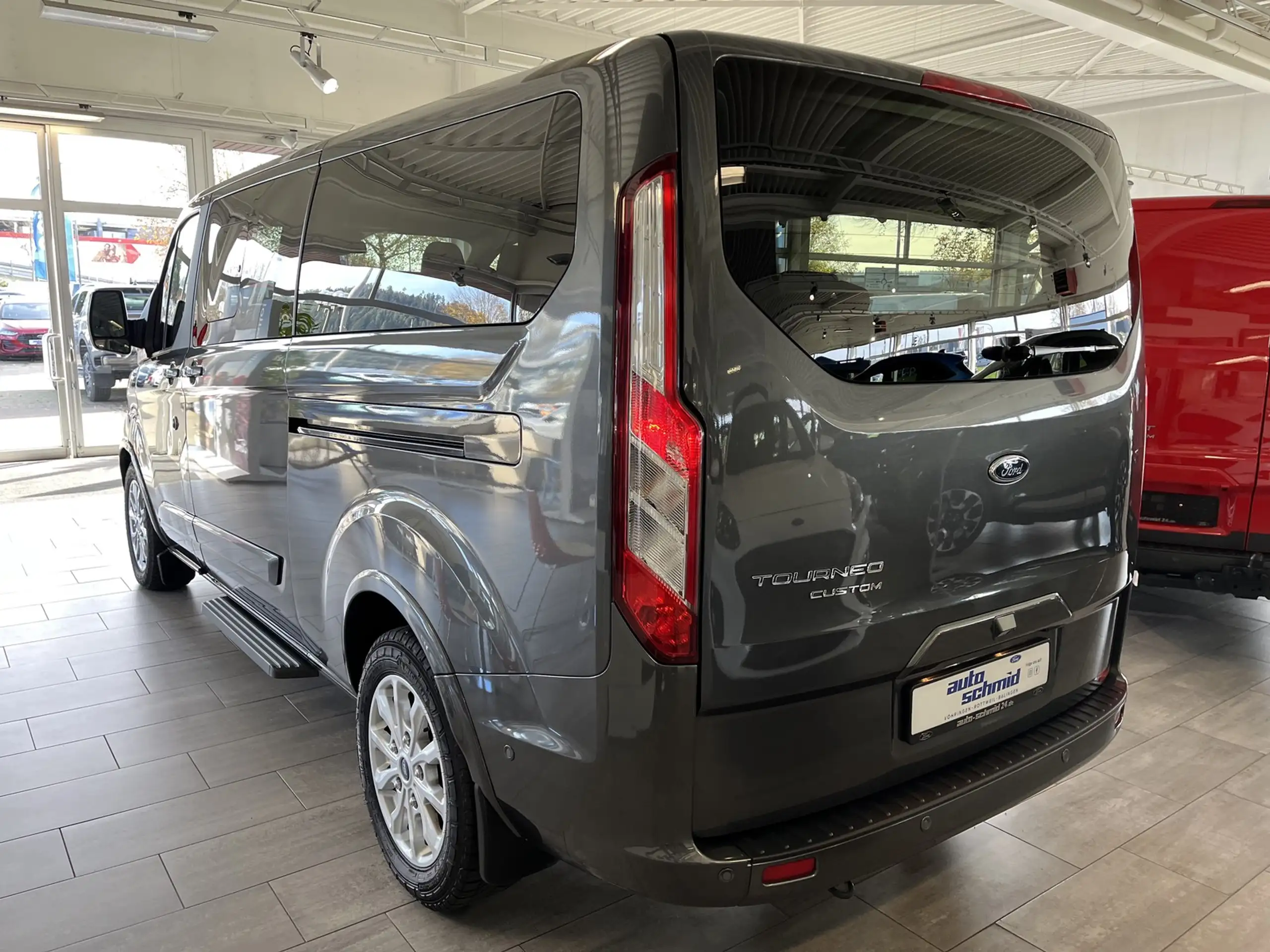 Ford - Tourneo Custom