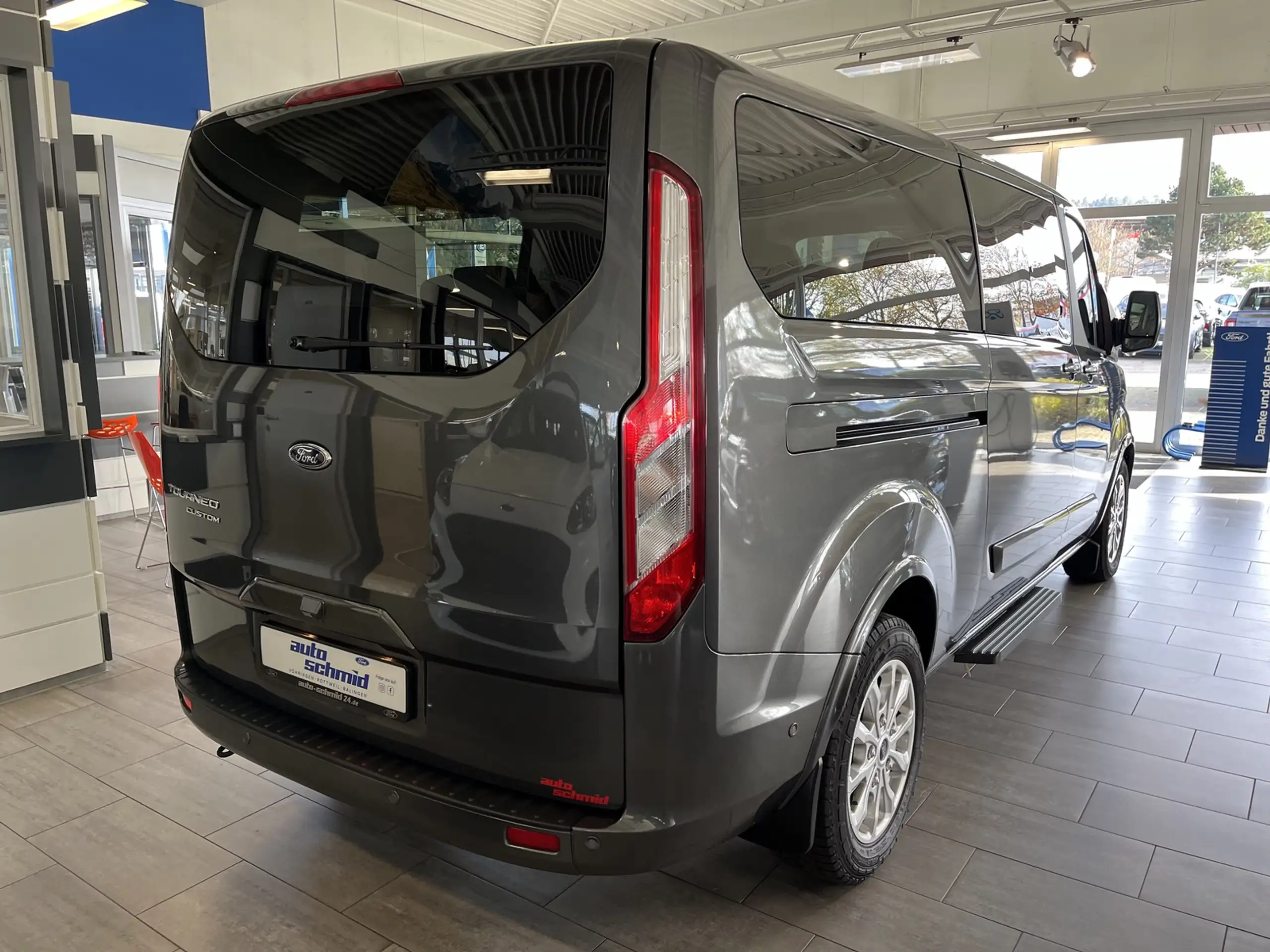 Ford - Tourneo Custom