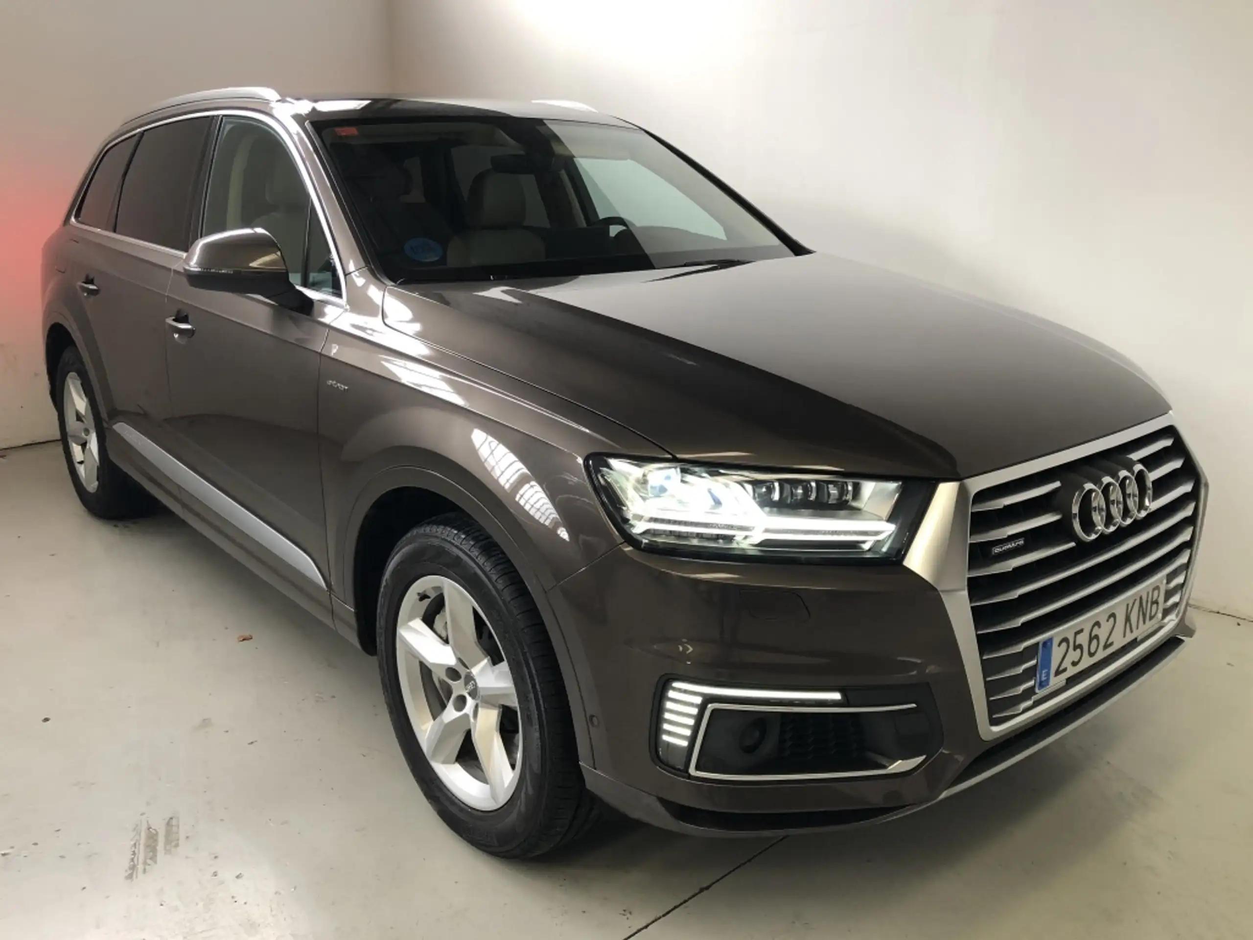 Audi - Q7