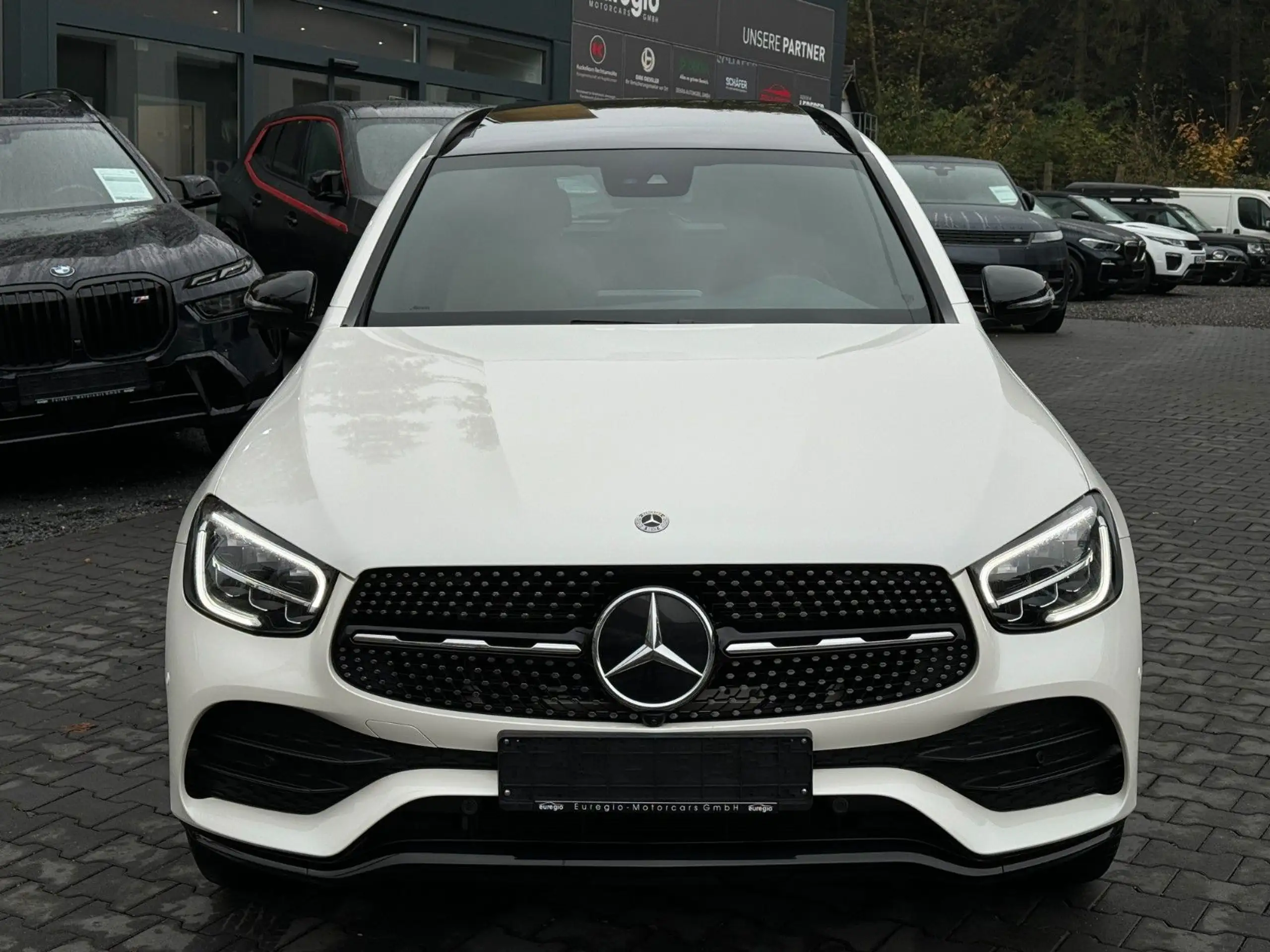 Mercedes-Benz - GLC 200