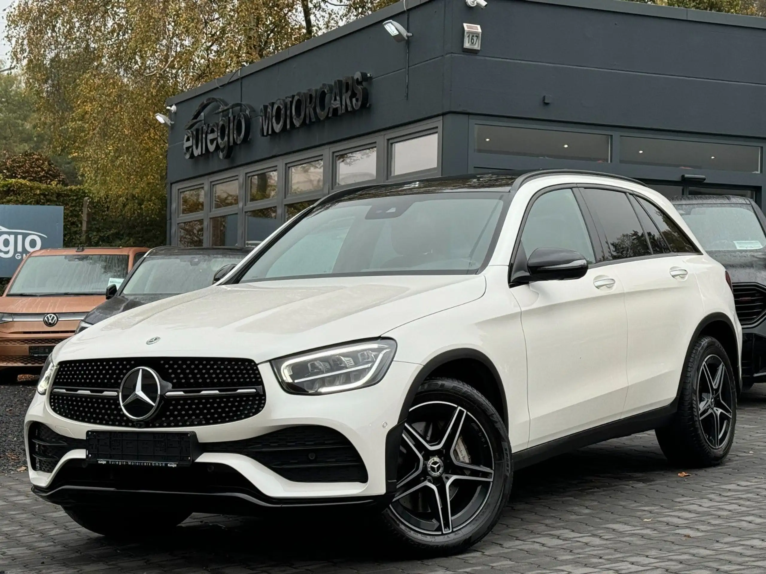 Mercedes-Benz - GLC 200