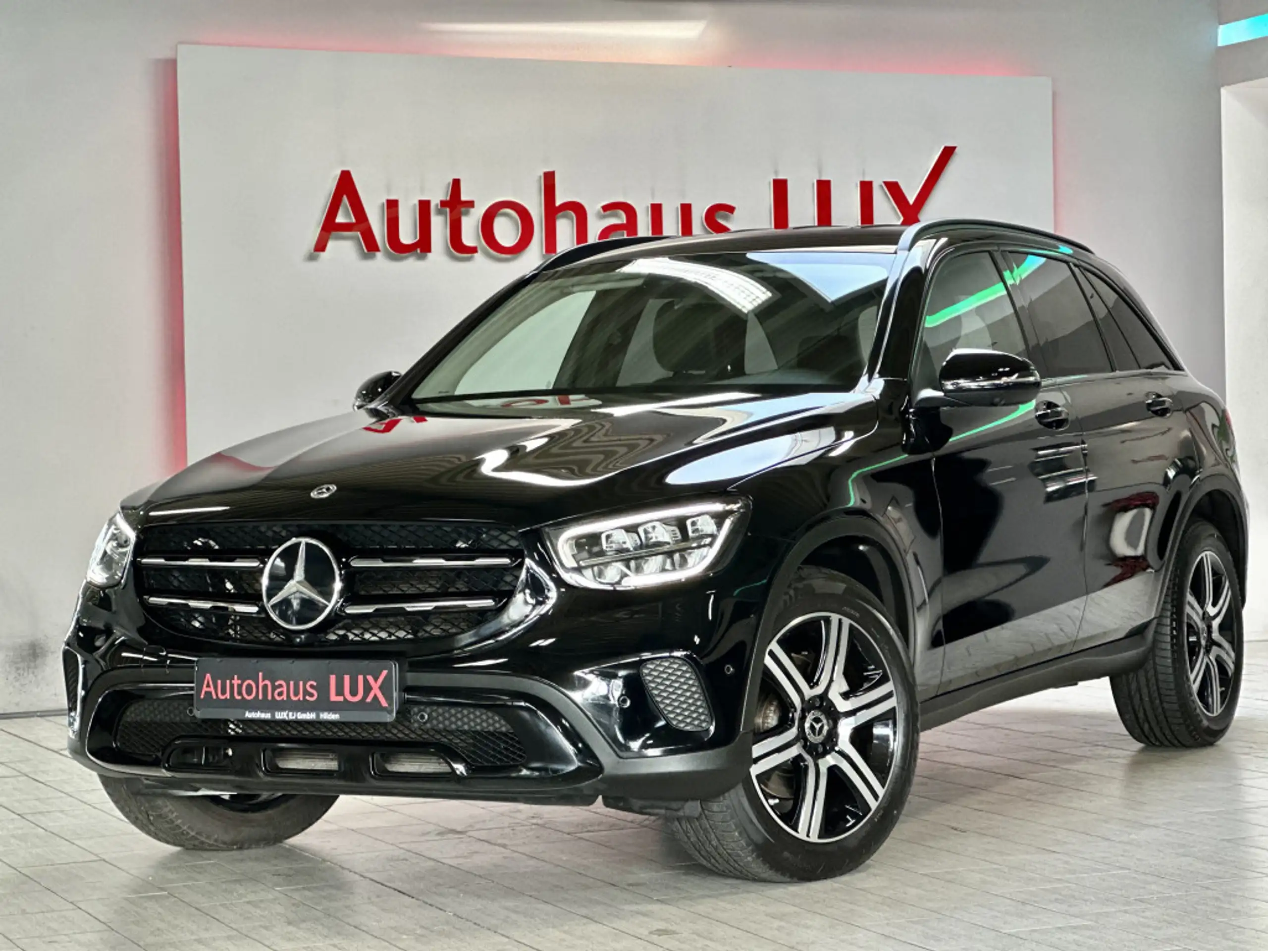 Mercedes-Benz - GLC 220