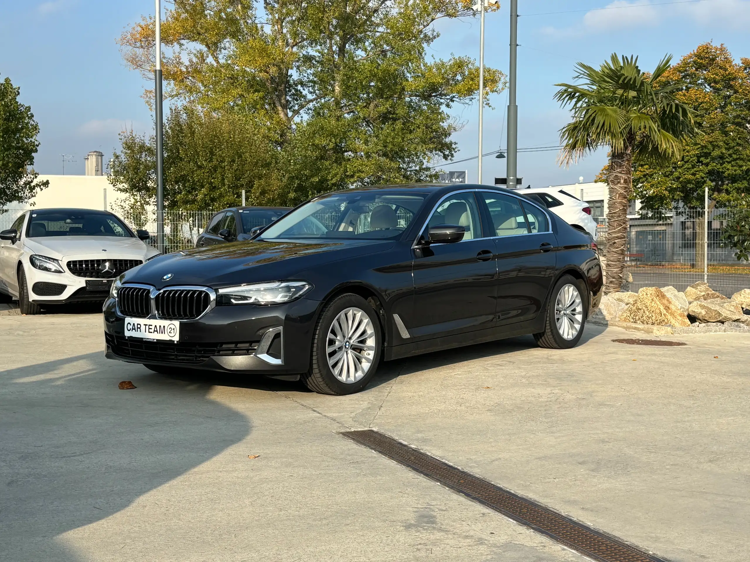 BMW - 520