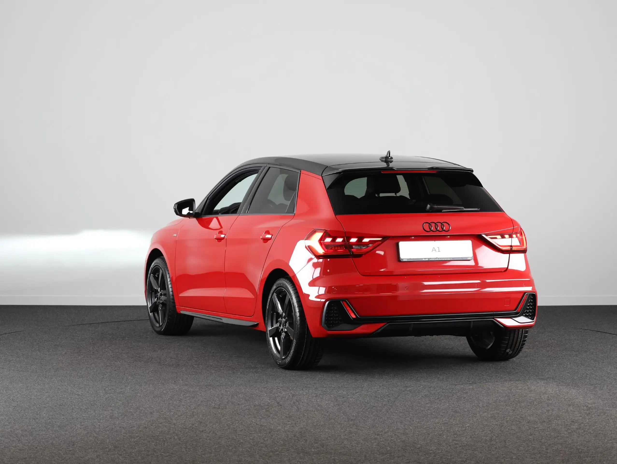 Audi - A1