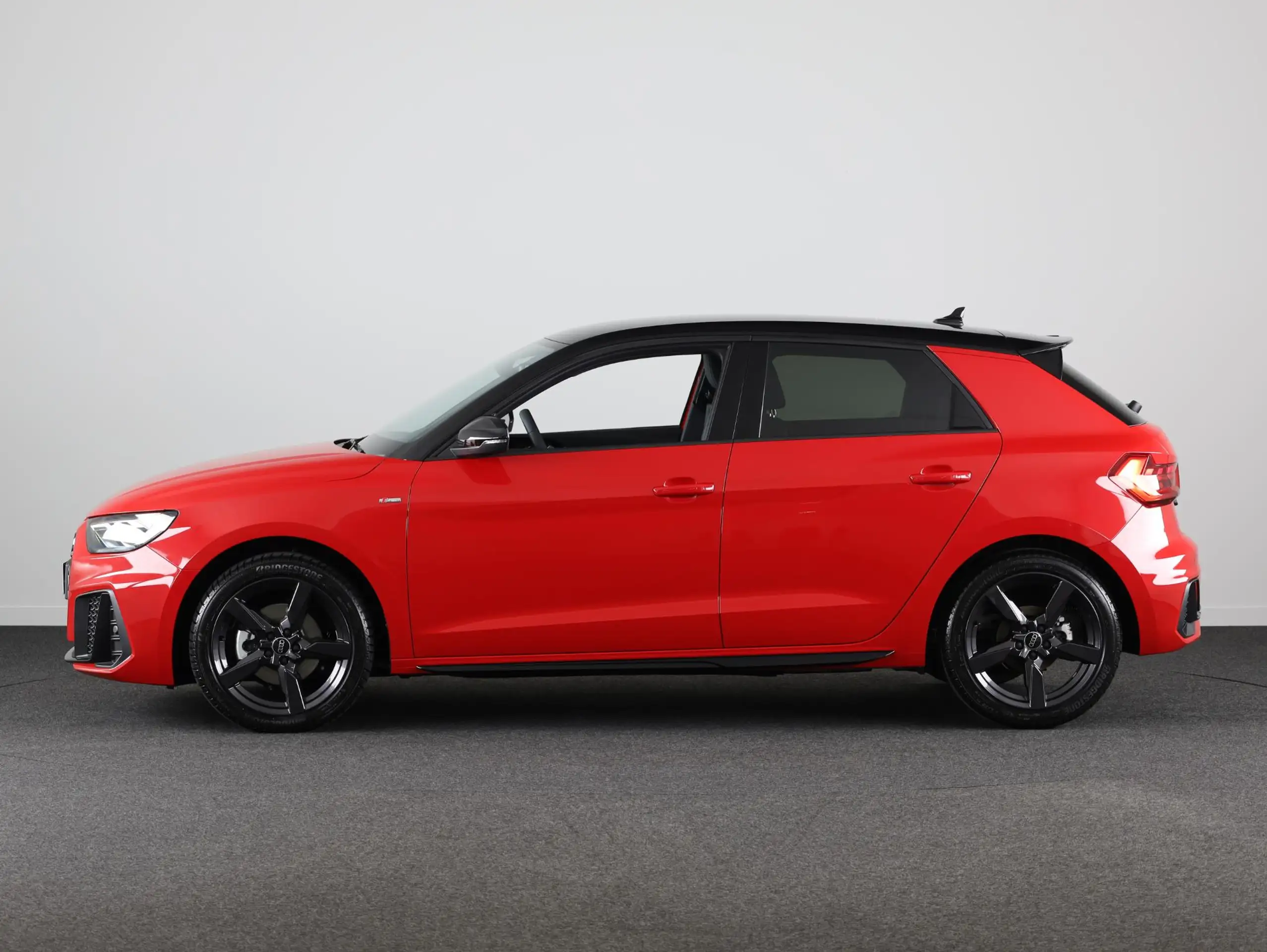 Audi - A1