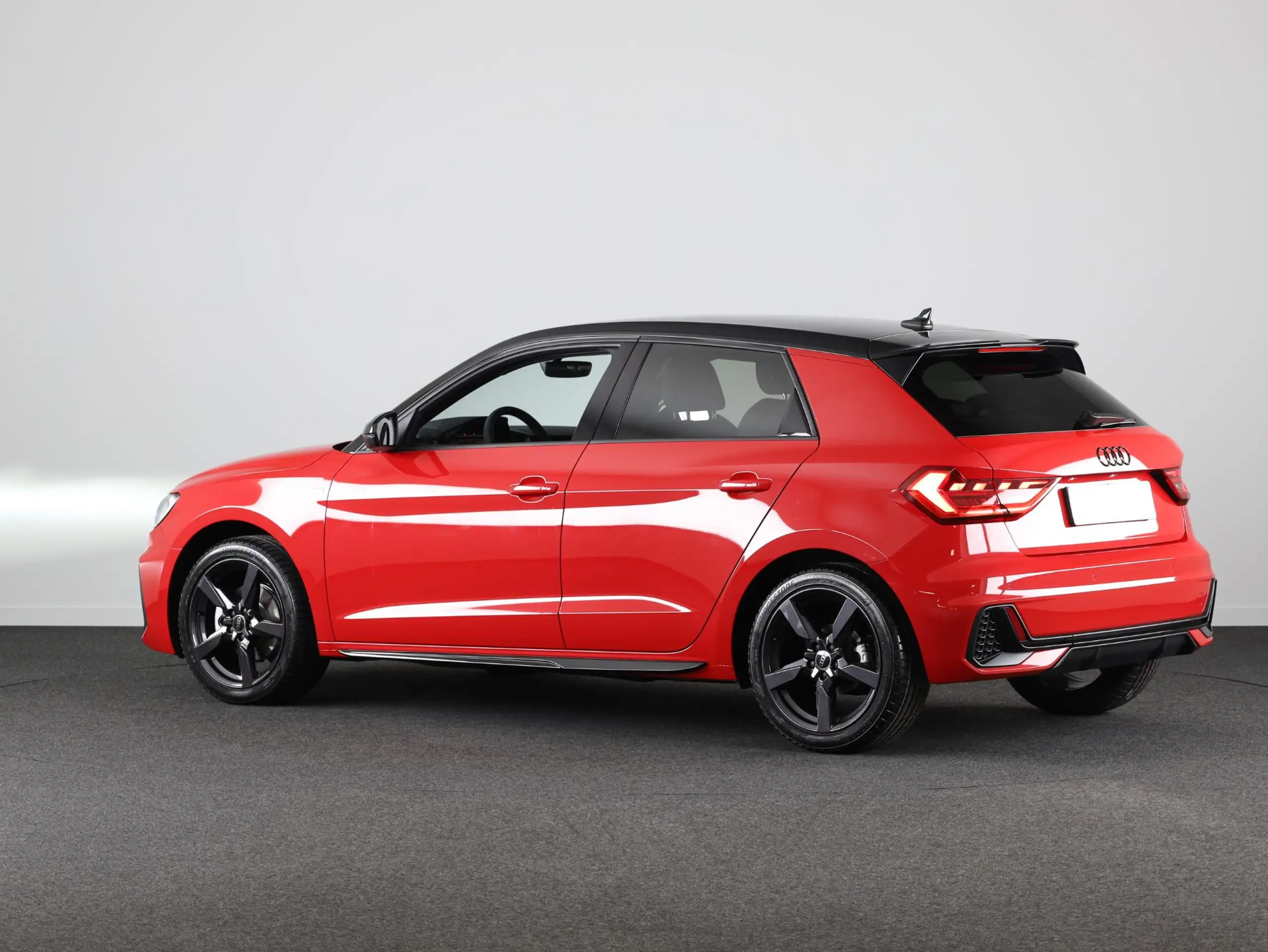 Audi - A1