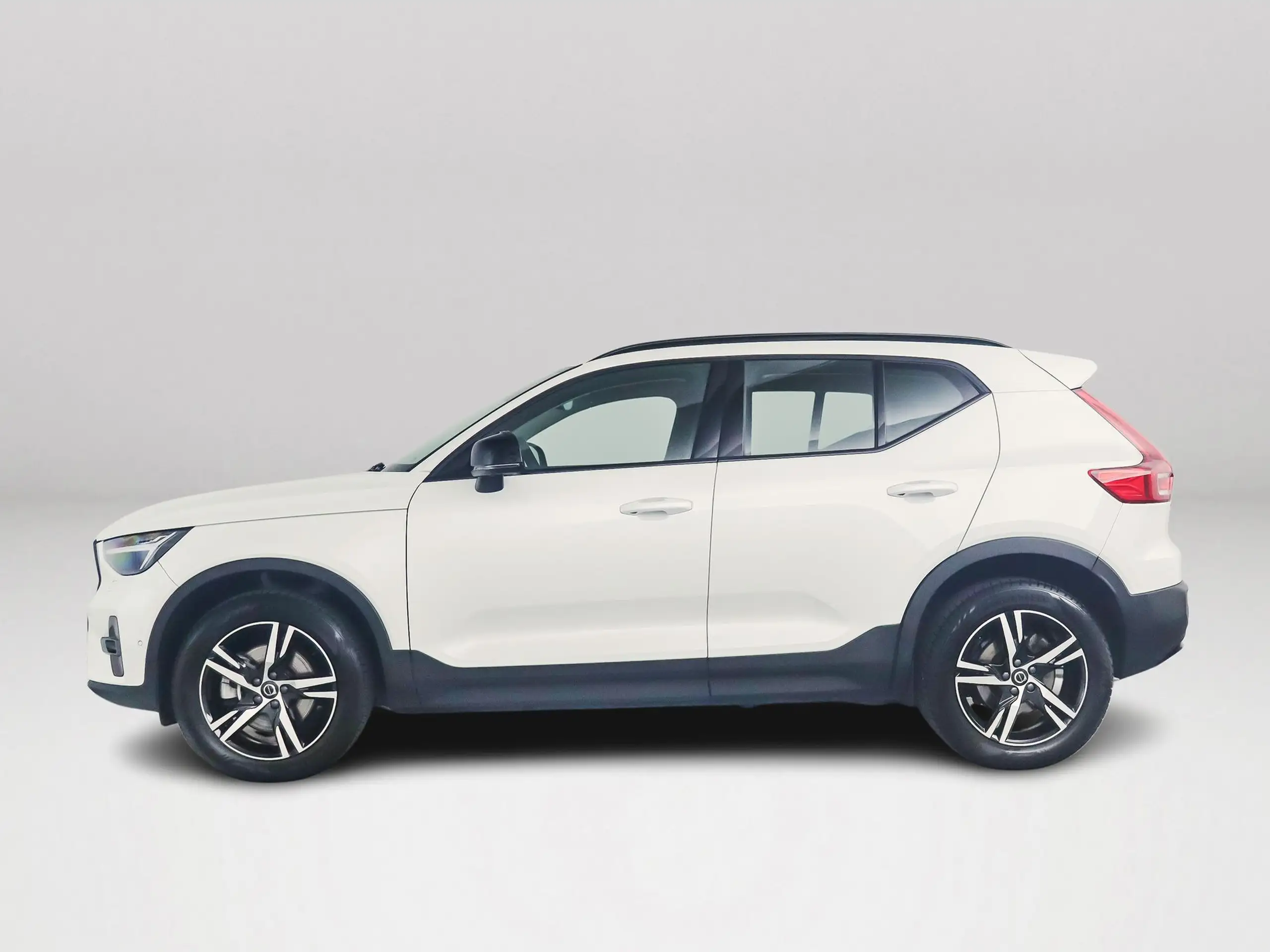 Volvo - XC40