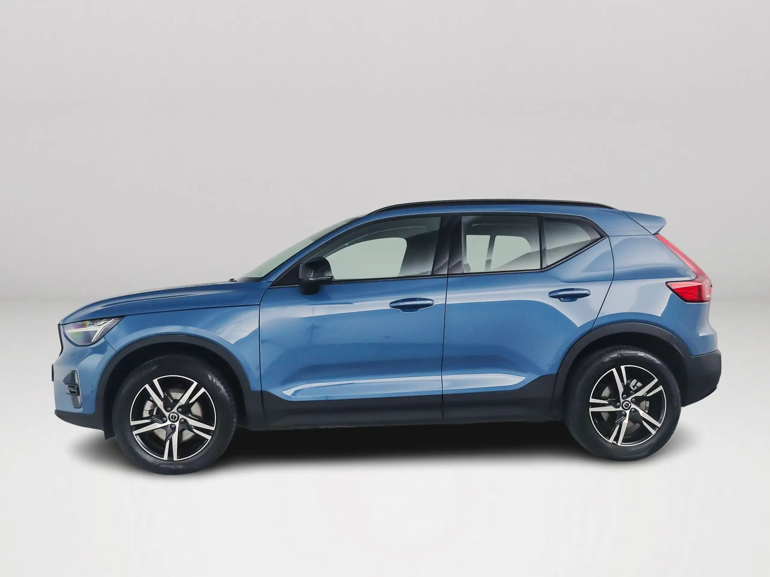 Volvo - XC40