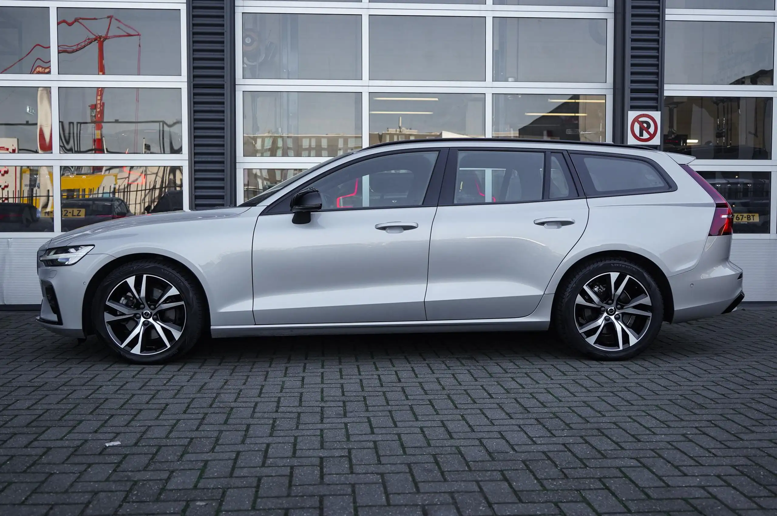 Volvo - V60