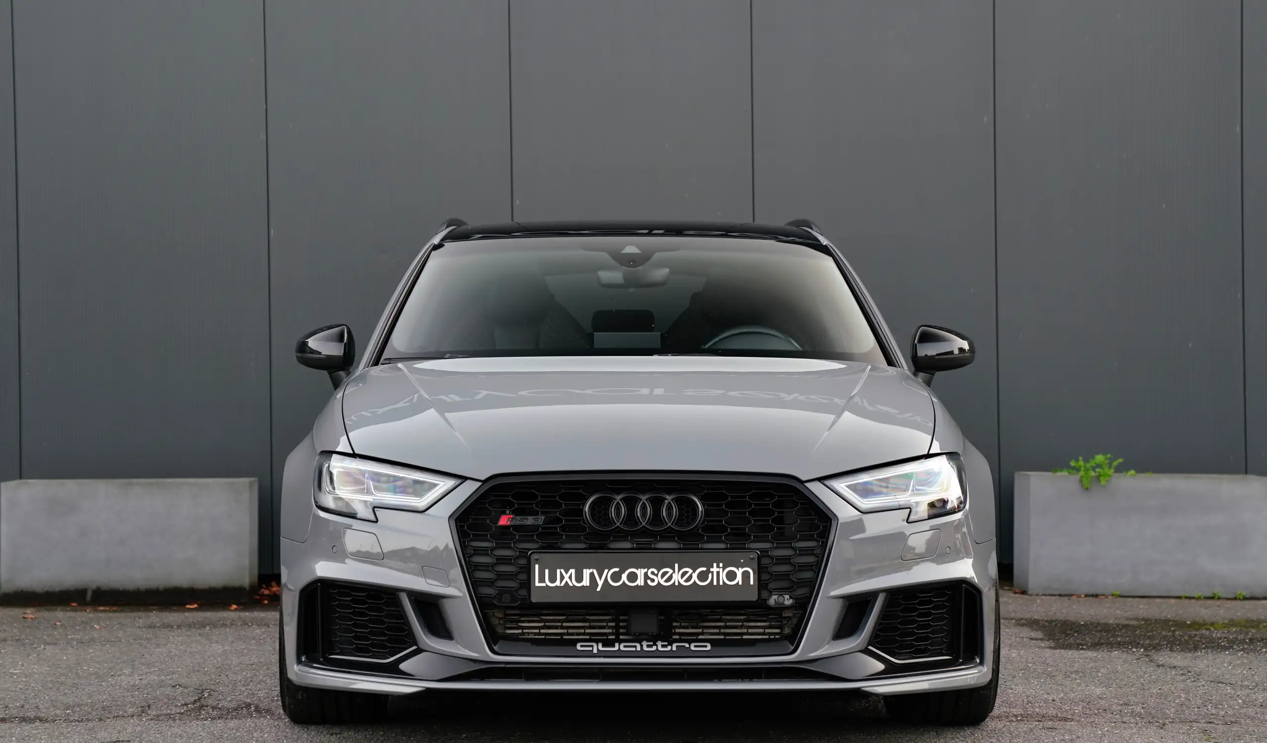 Audi - RS3