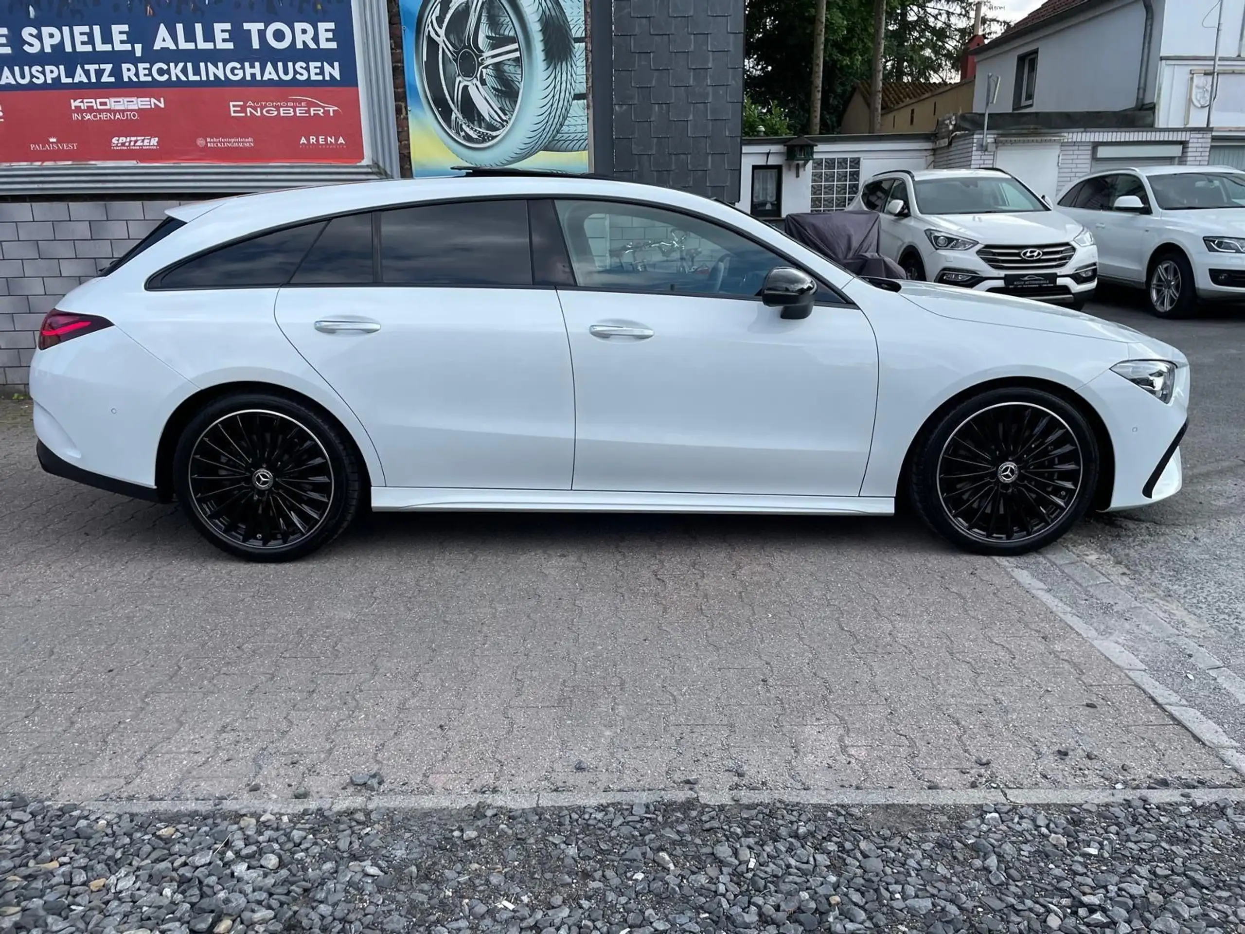 Mercedes-Benz - CLA 250