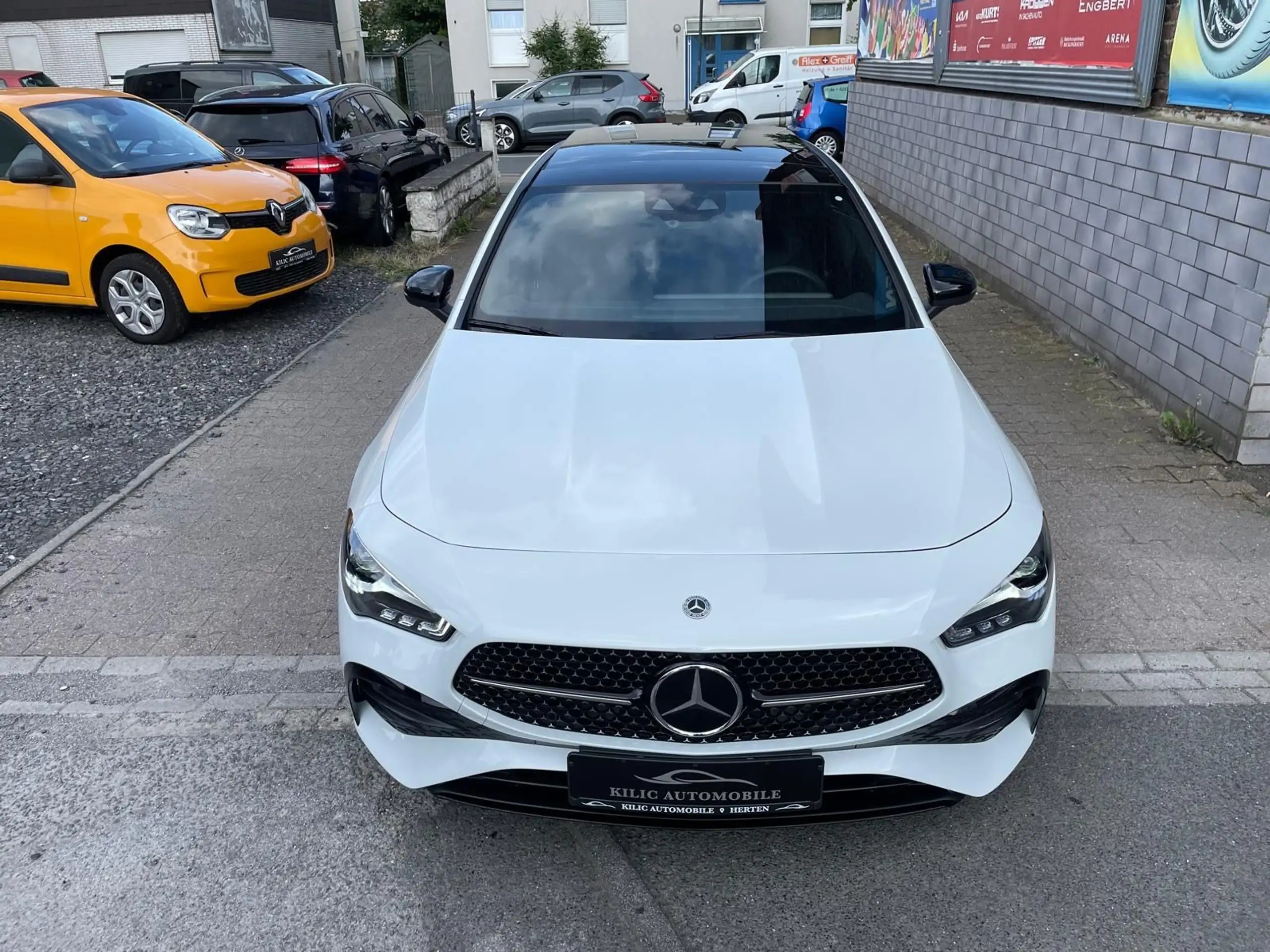 Mercedes-Benz - CLA 250