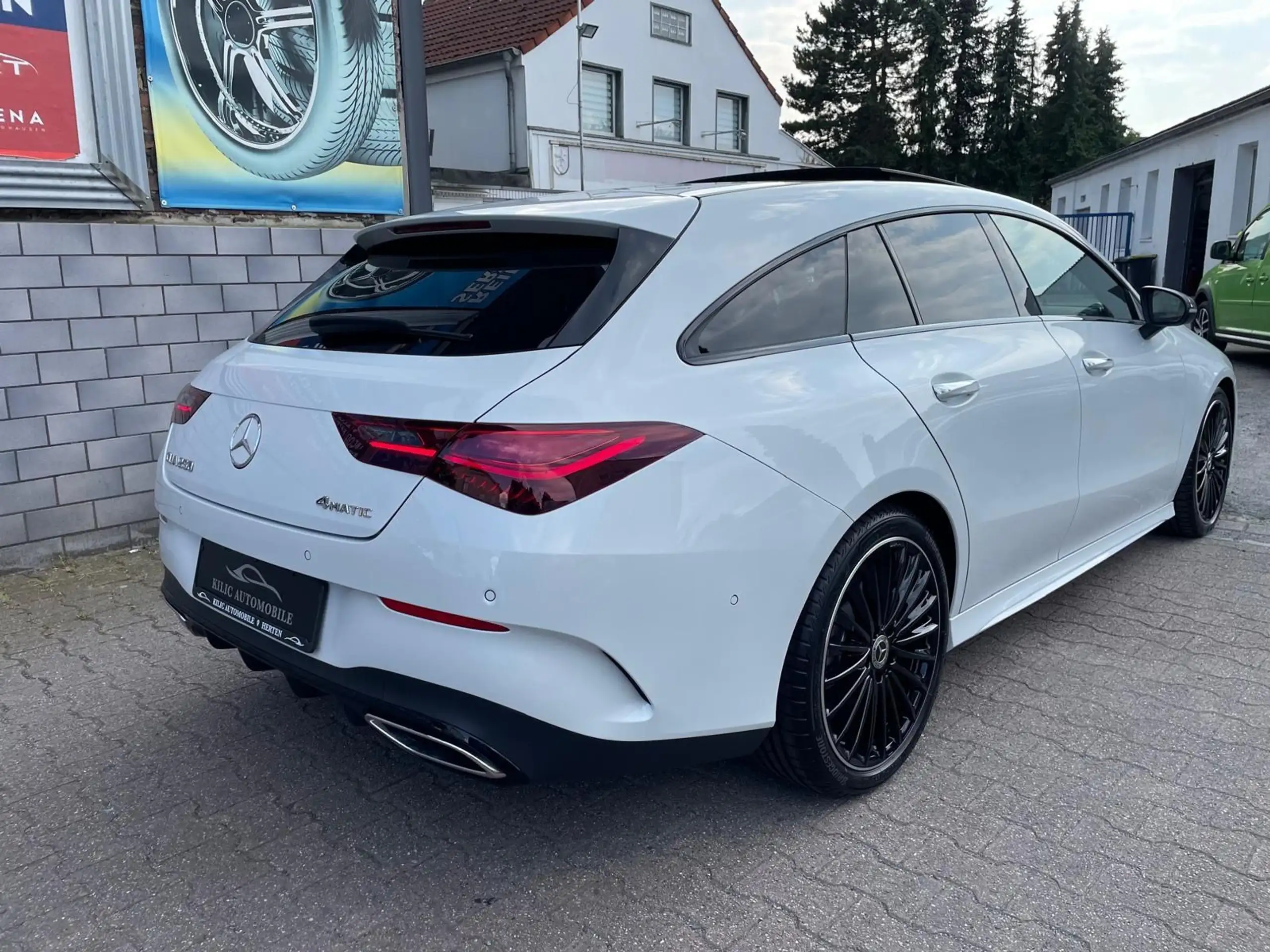 Mercedes-Benz - CLA 250