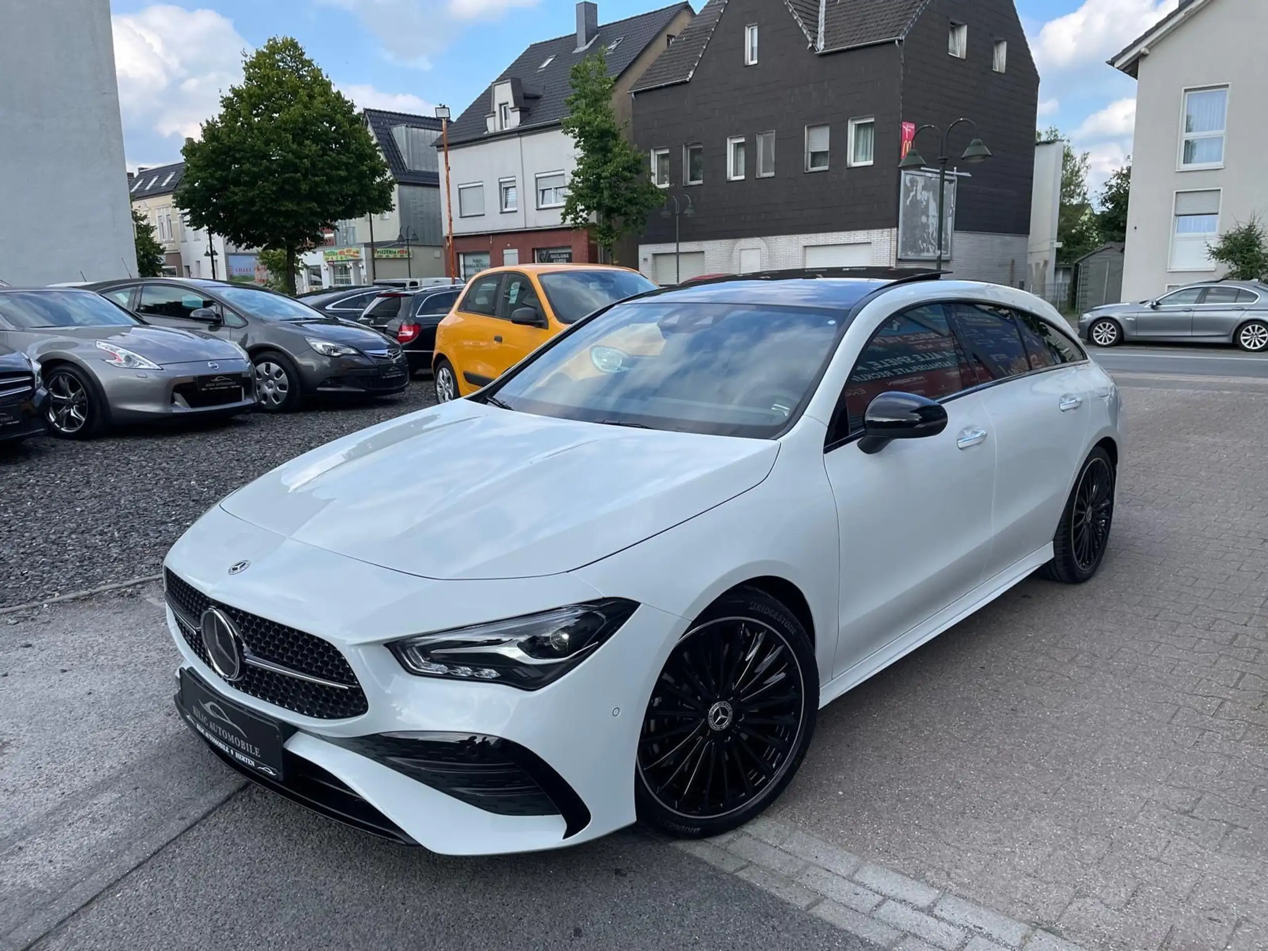 Mercedes-Benz - CLA 250