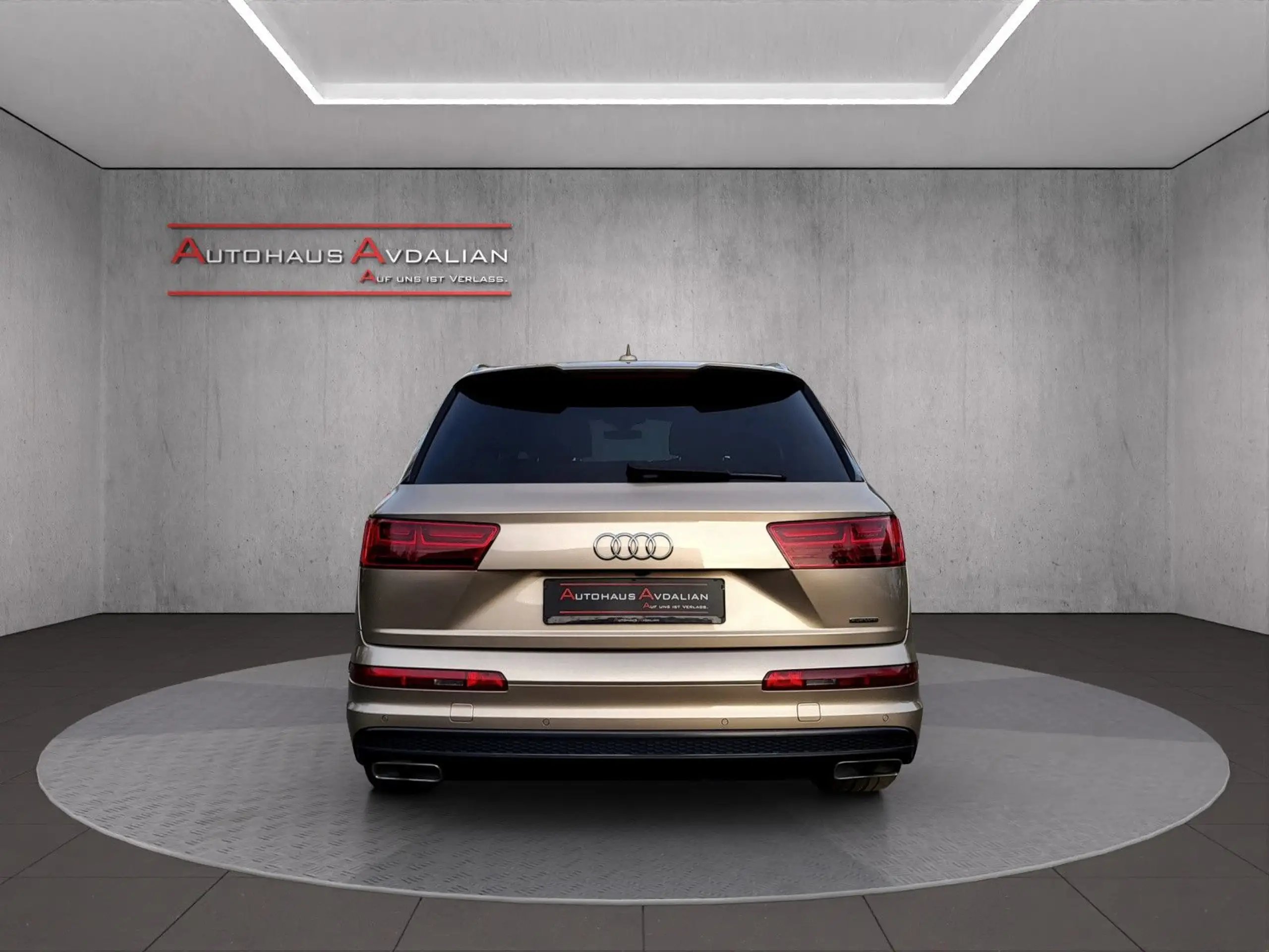 Audi - Q7