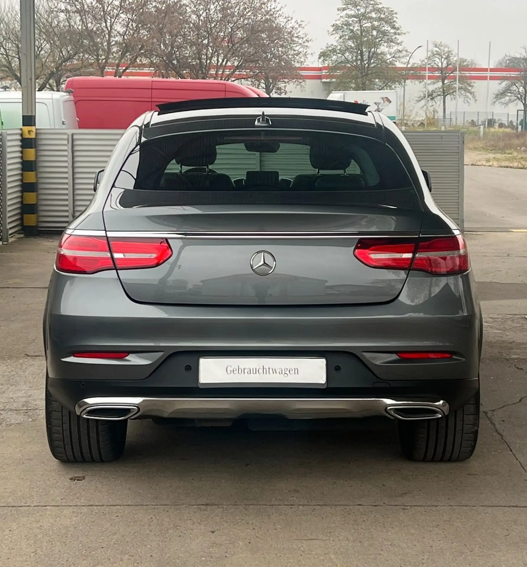 Mercedes-Benz - GLE 350