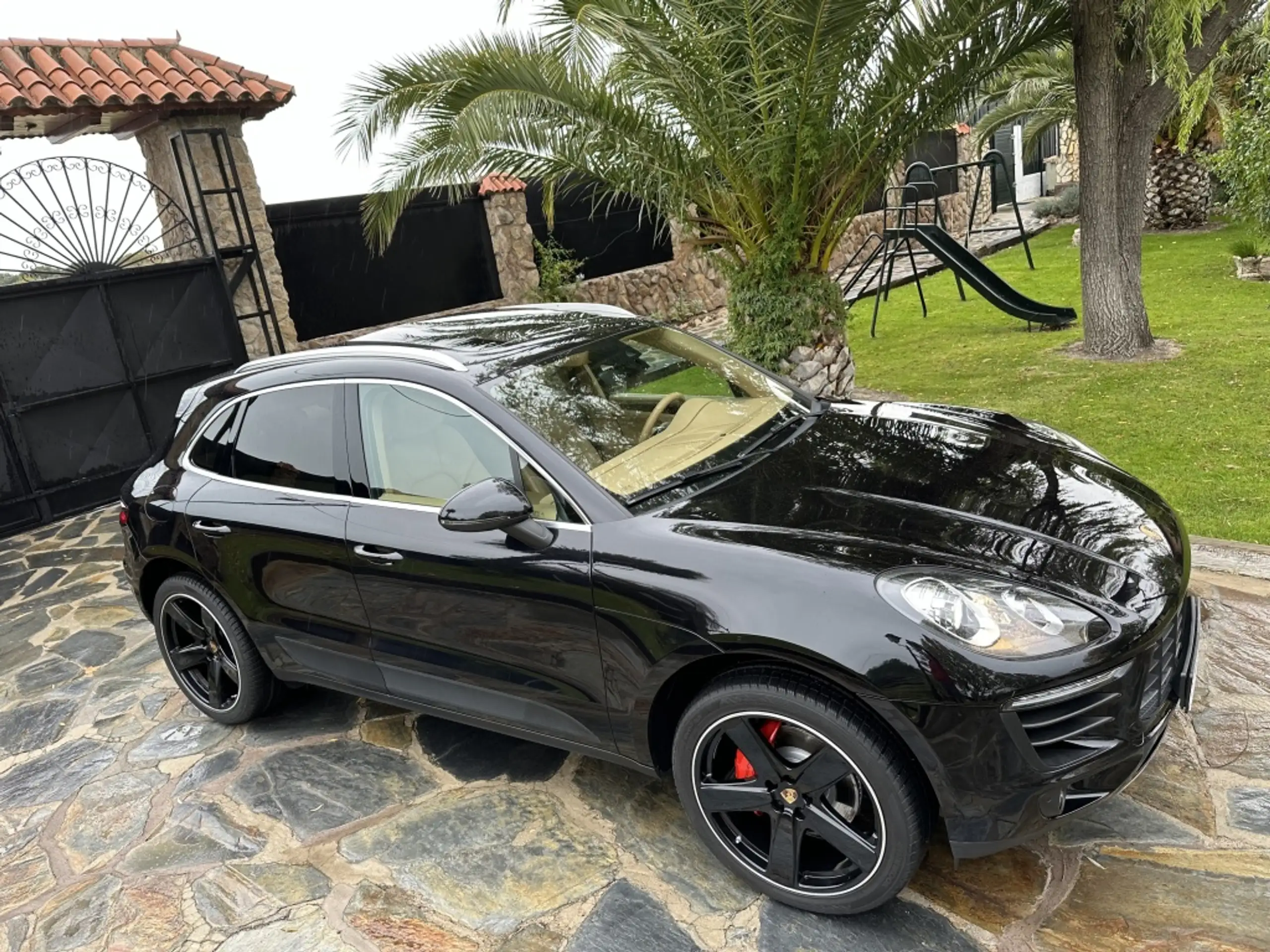 Porsche - Macan