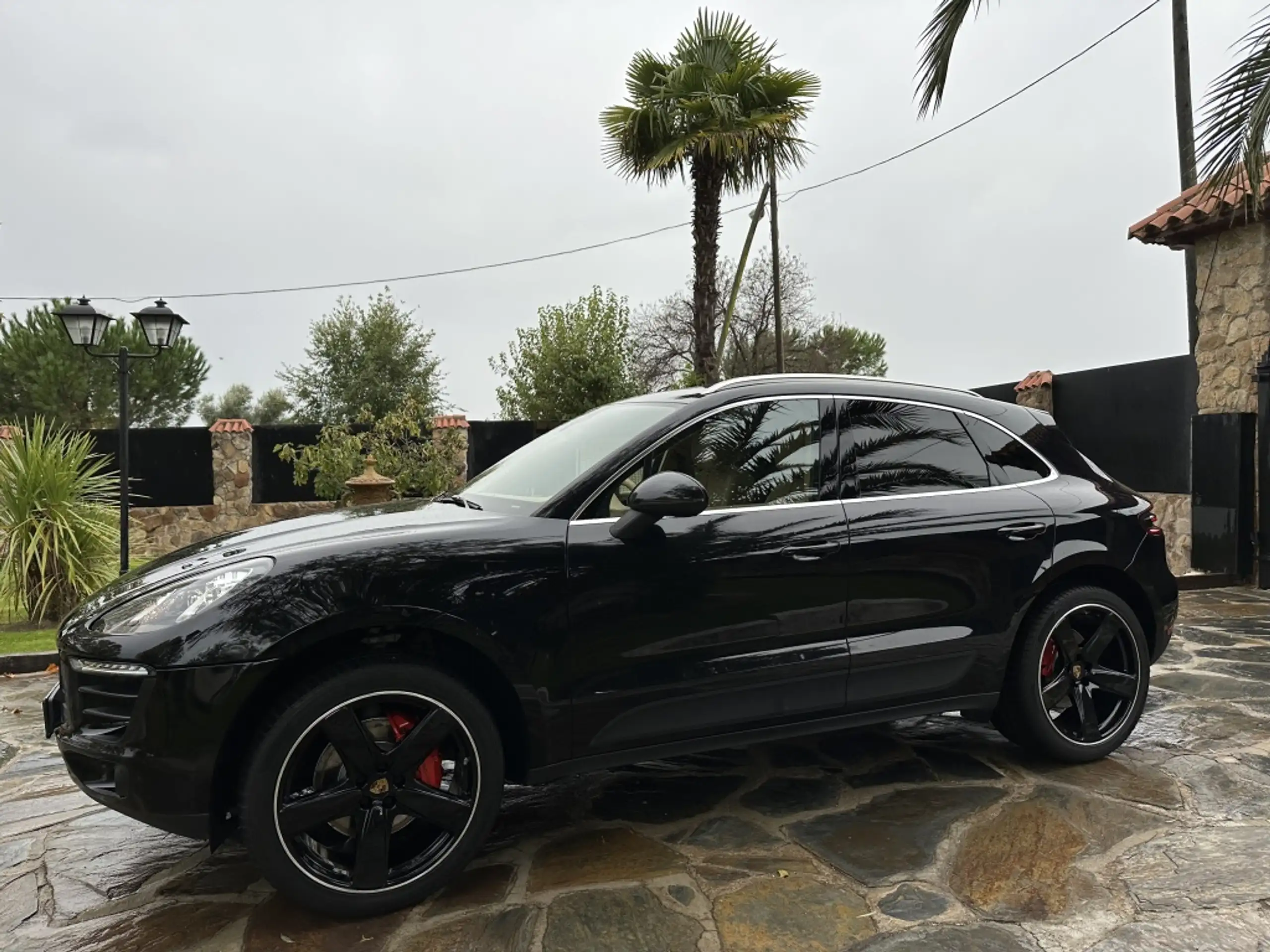 Porsche - Macan