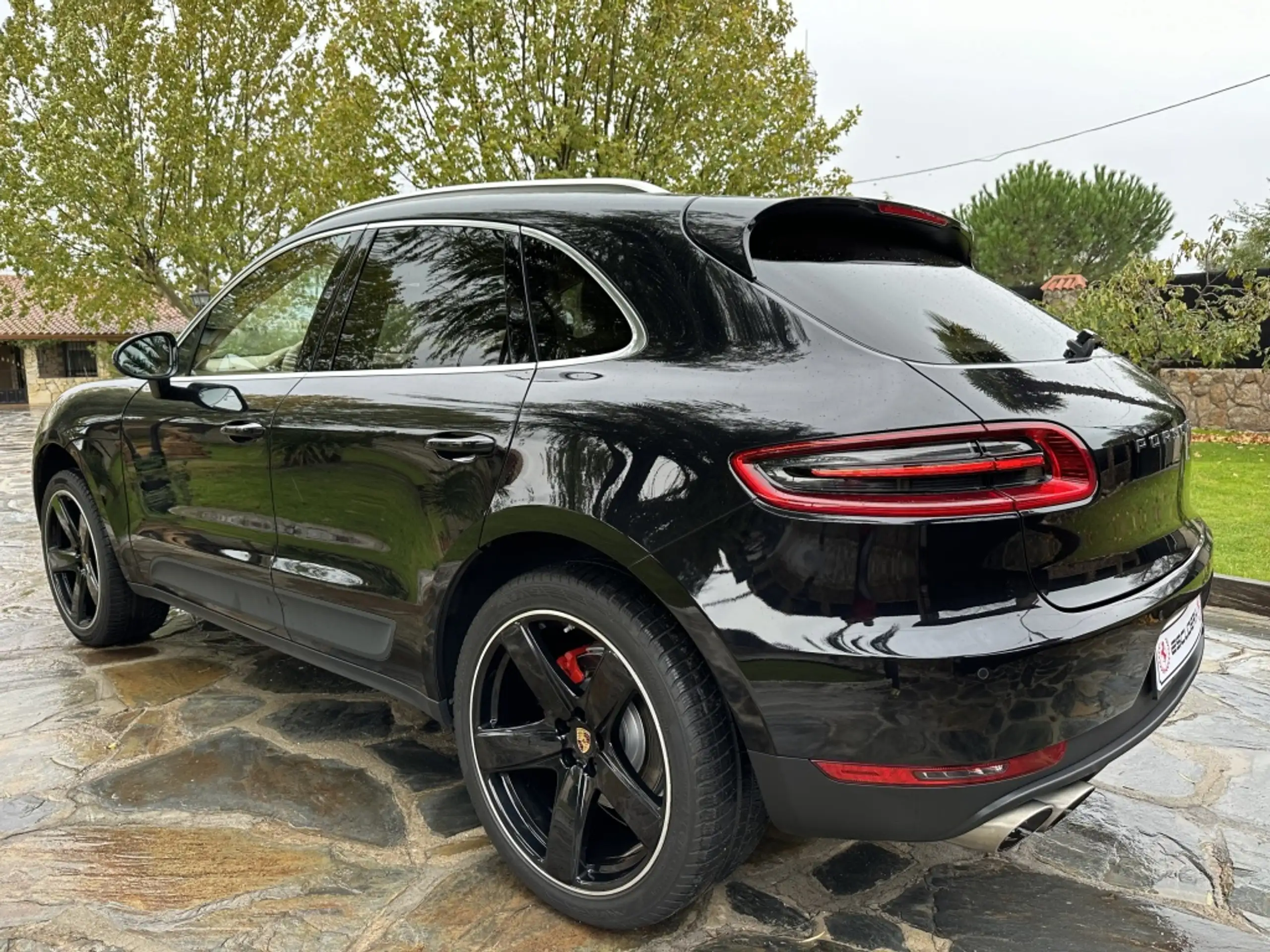 Porsche - Macan