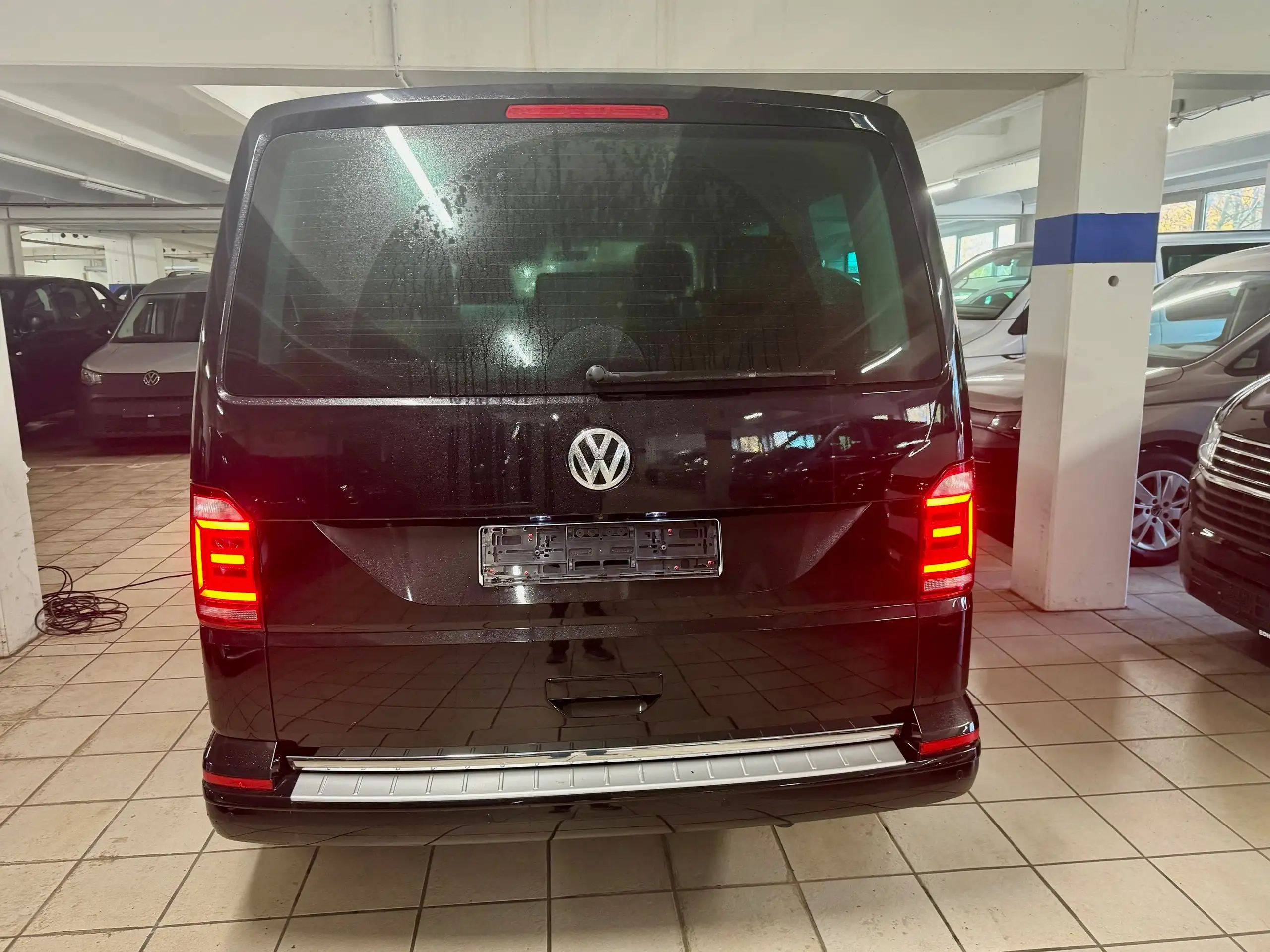 Volkswagen - T6 Multivan