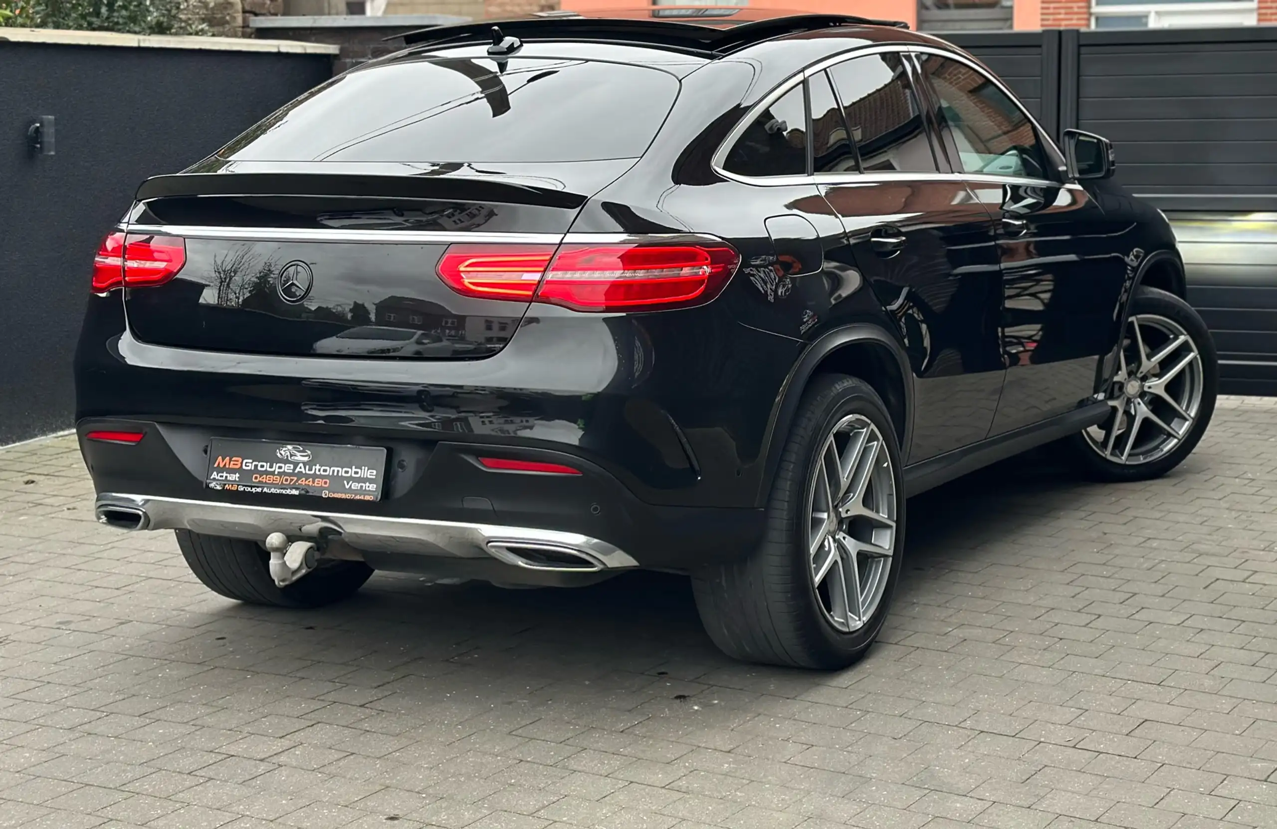 Mercedes-Benz - GLE 350