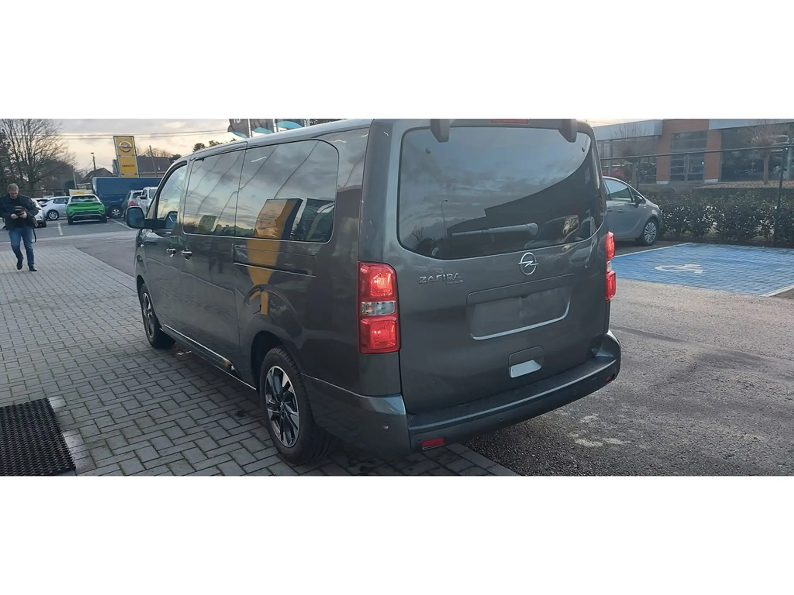 Opel - Zafira Life