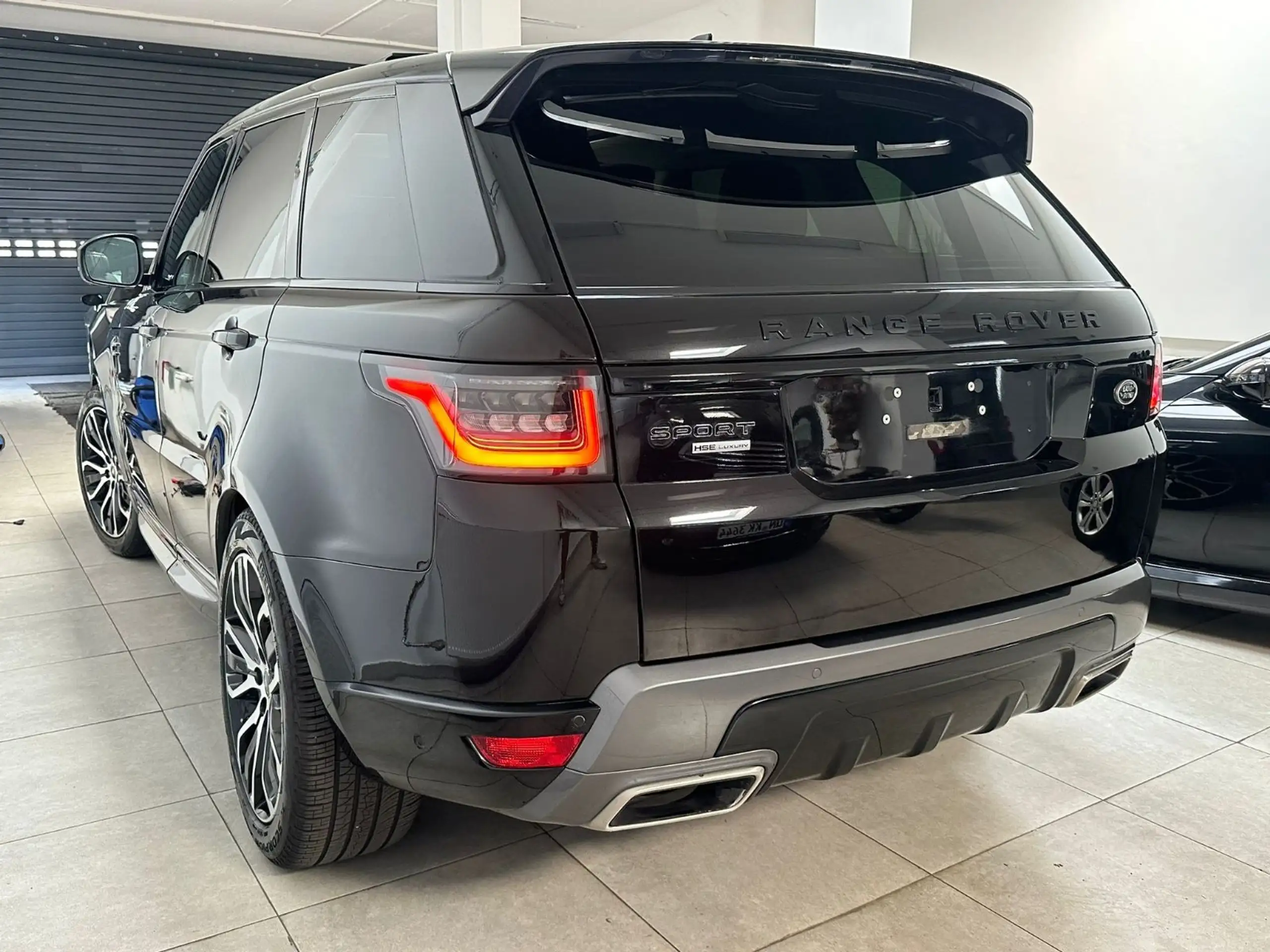 Land Rover - Range Rover Sport