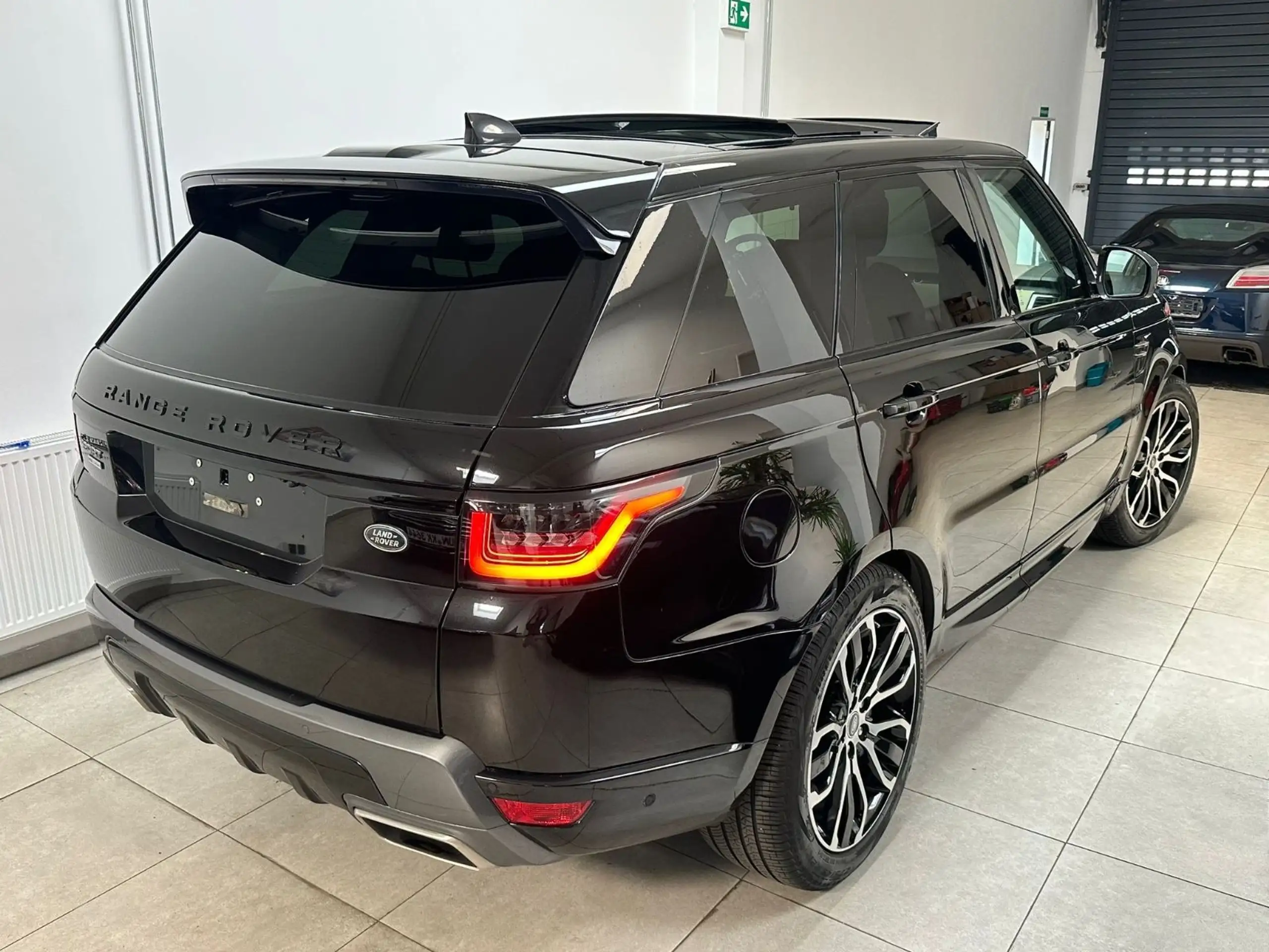 Land Rover - Range Rover Sport