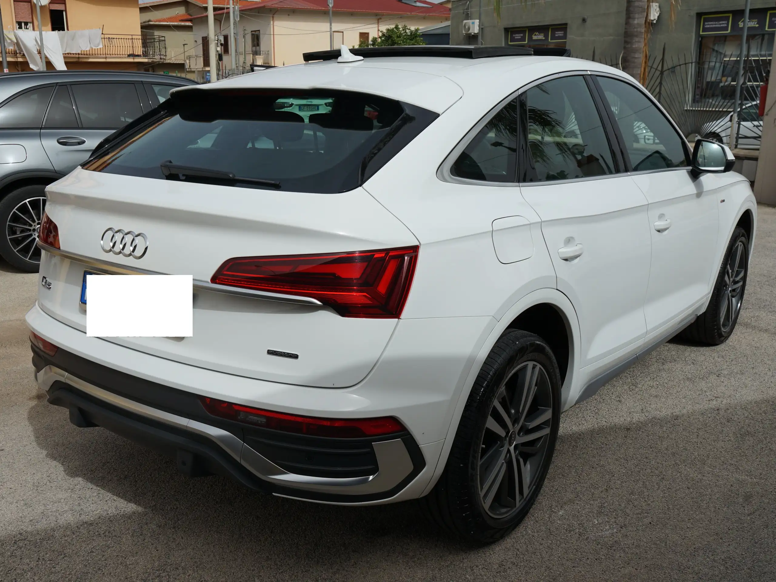 Audi - Q5