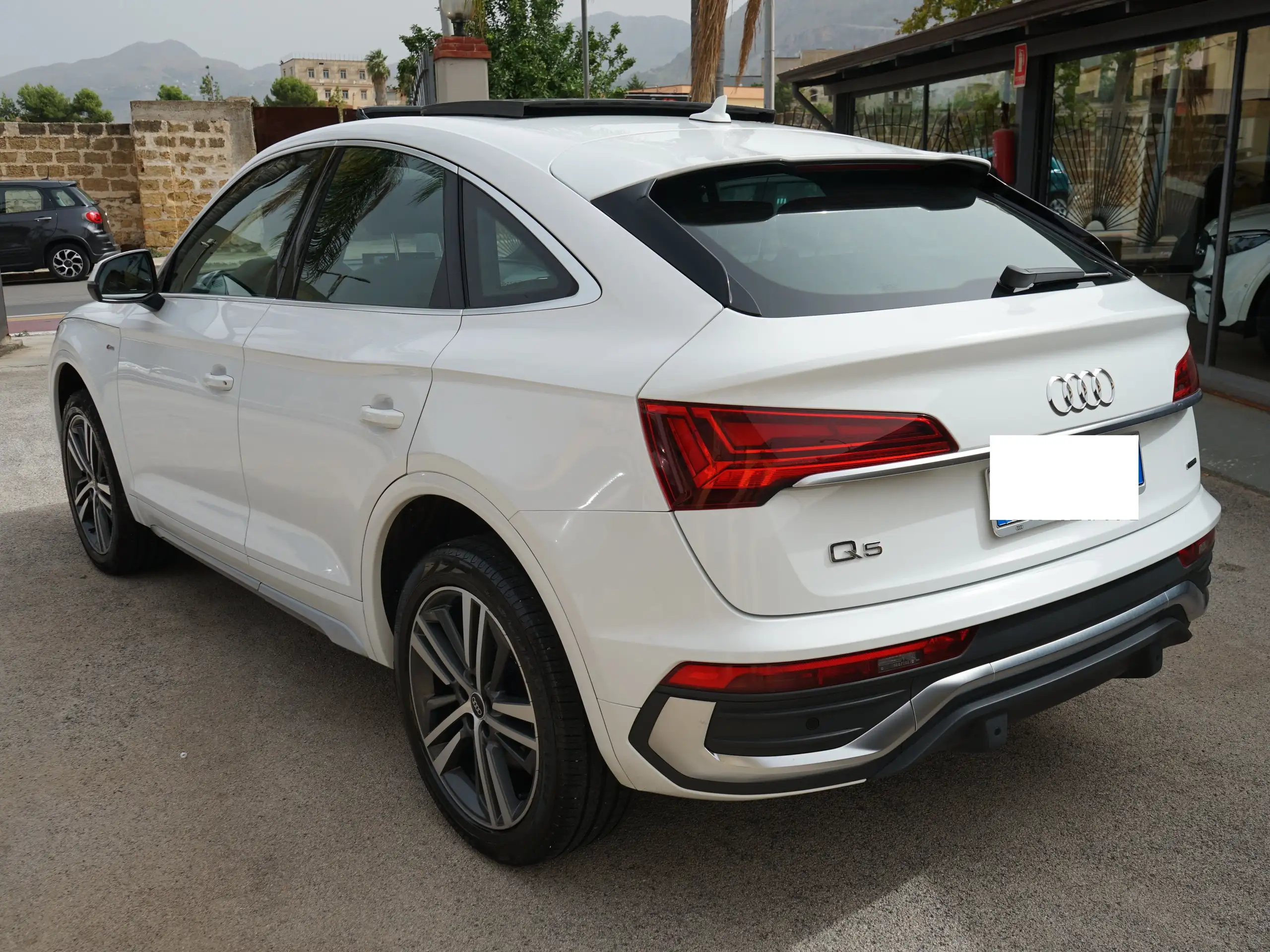 Audi - Q5