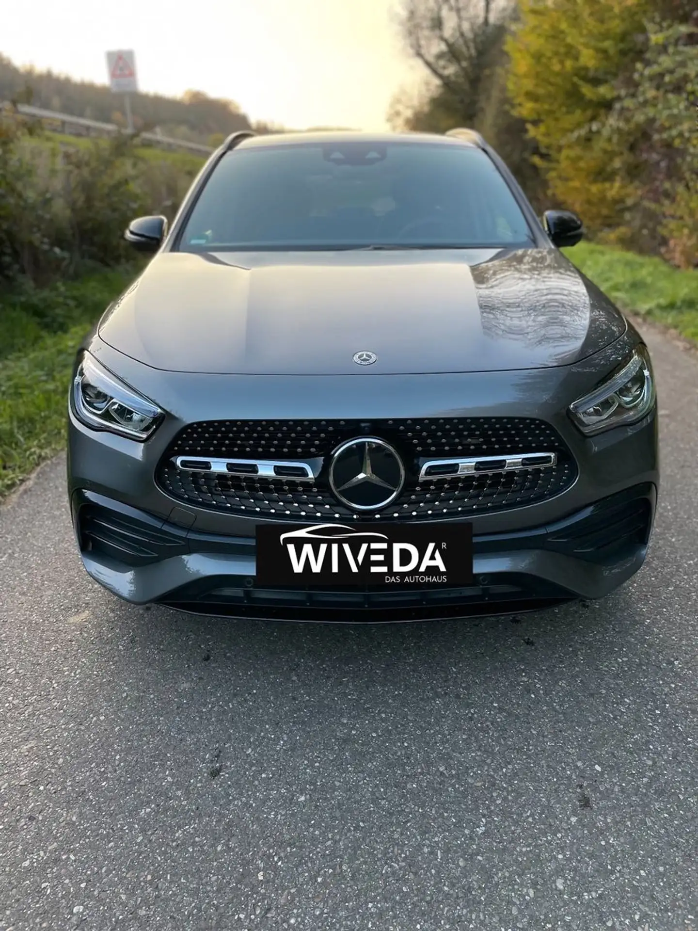 Mercedes-Benz - GLA 250